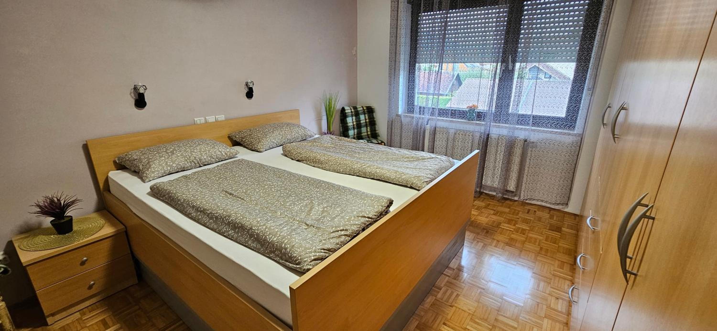 Two-Bedroom Apartment - Photo 7