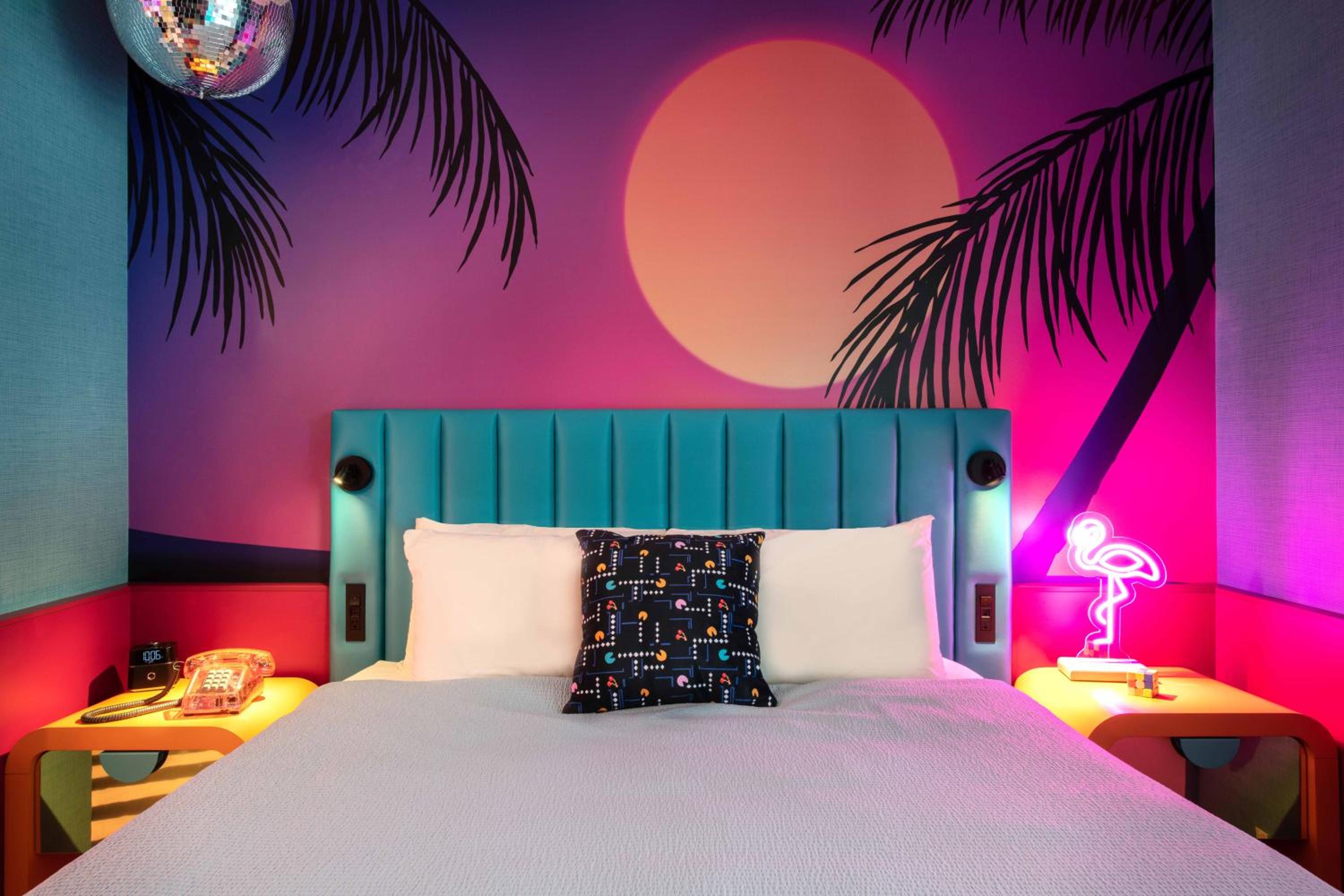 Rebel Room  - Photo 10