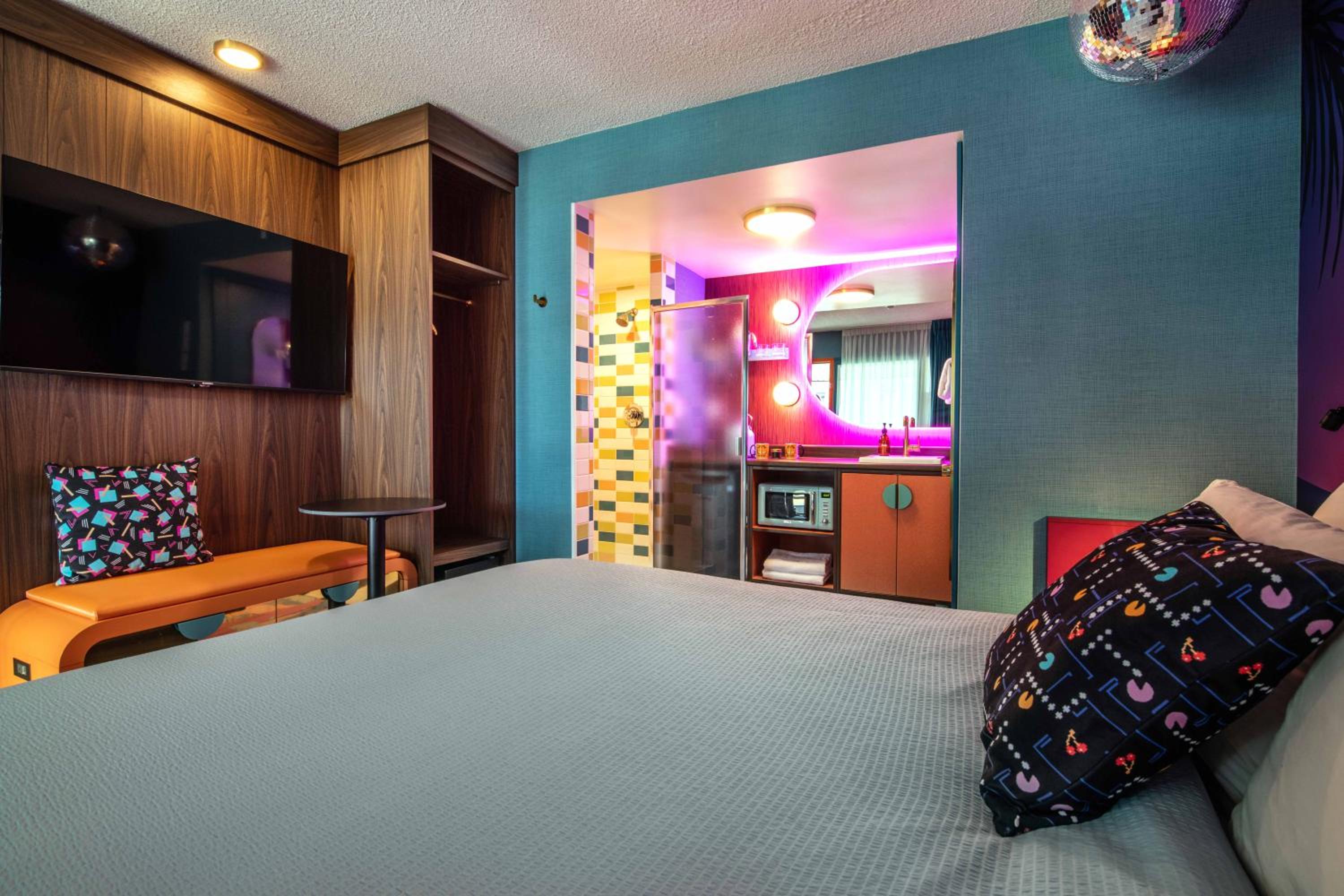 Rebel Room  - Photo 5