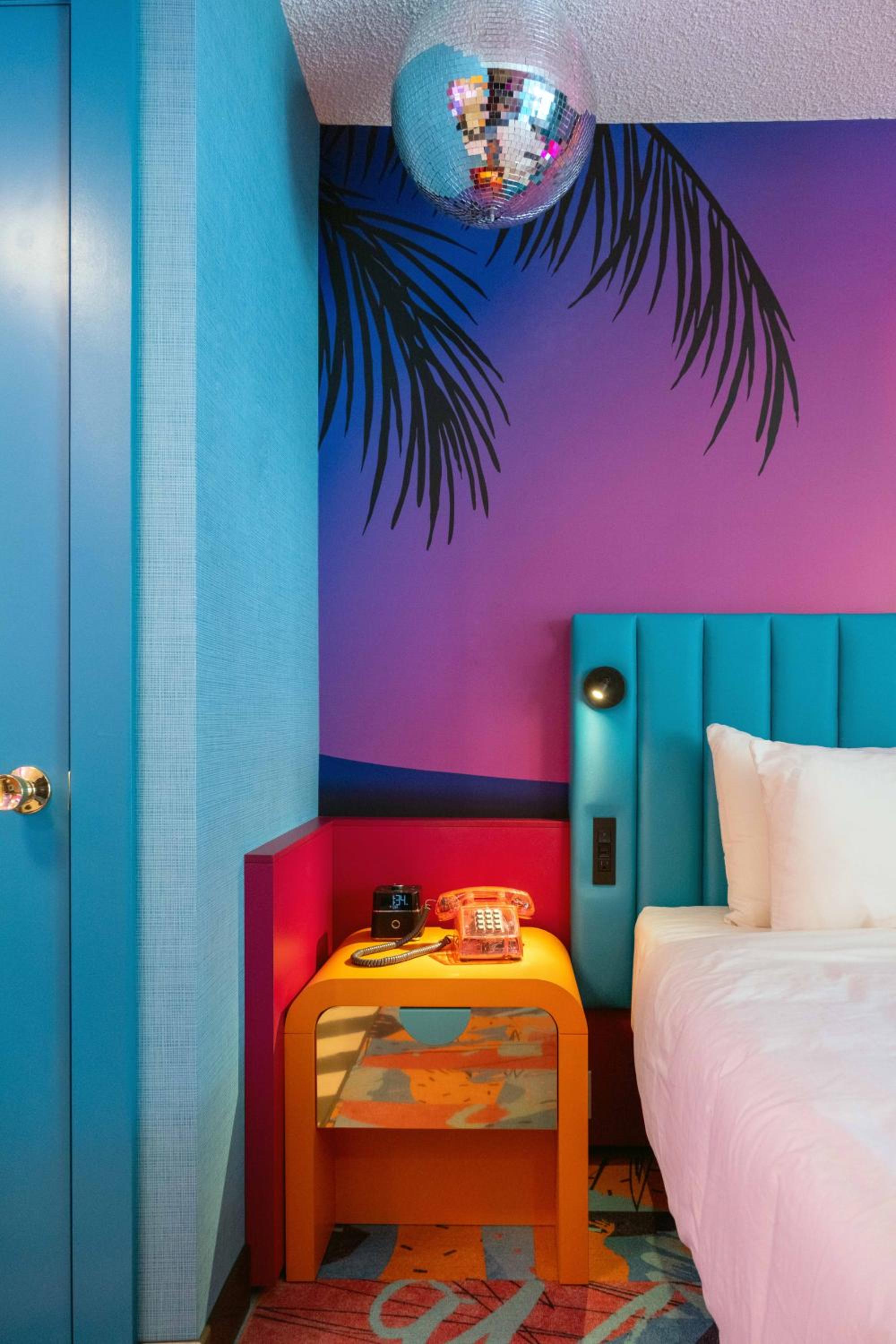 Rebel Room  - Photo 4
