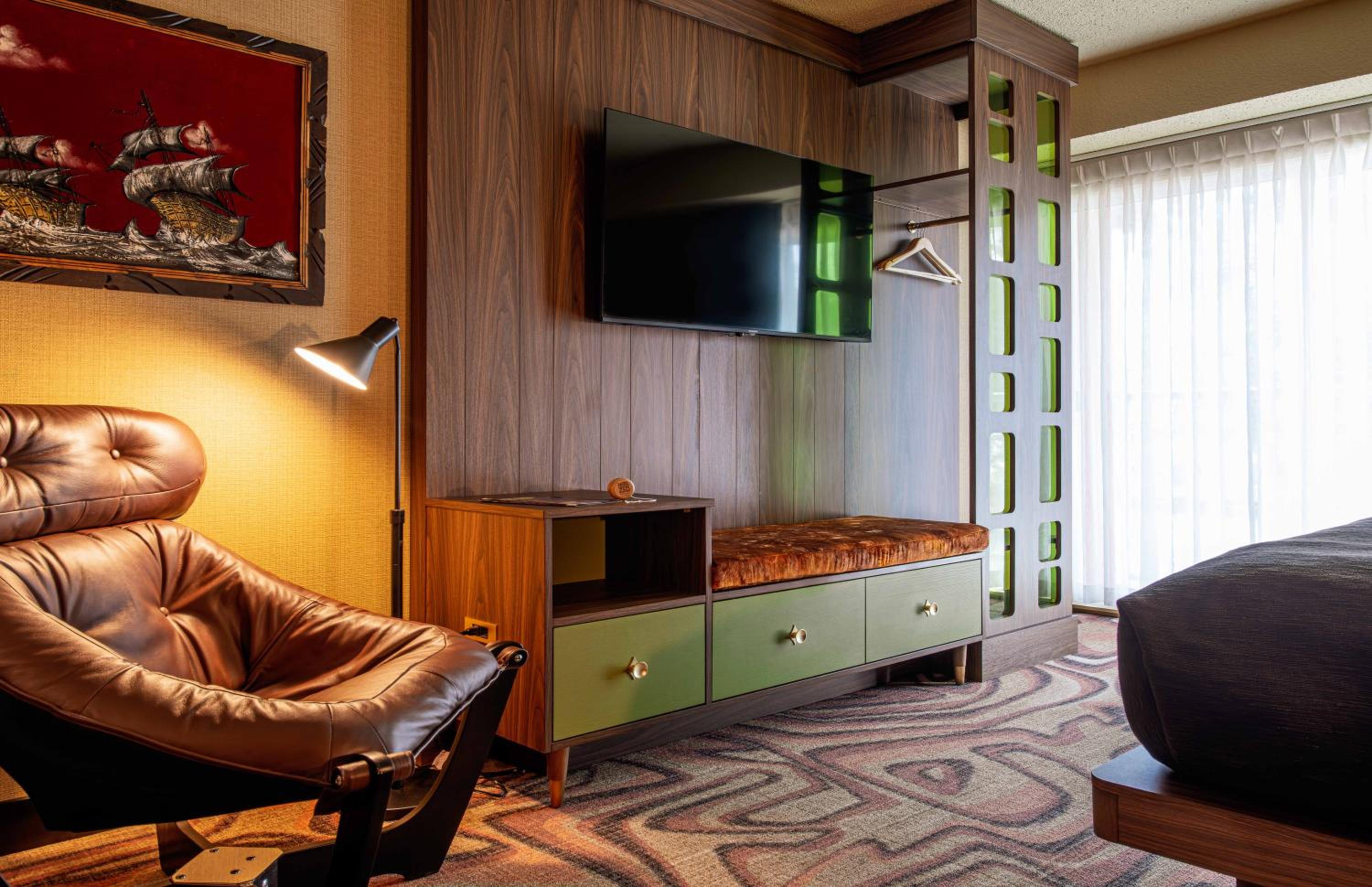 Zed King Bed - Photo 15