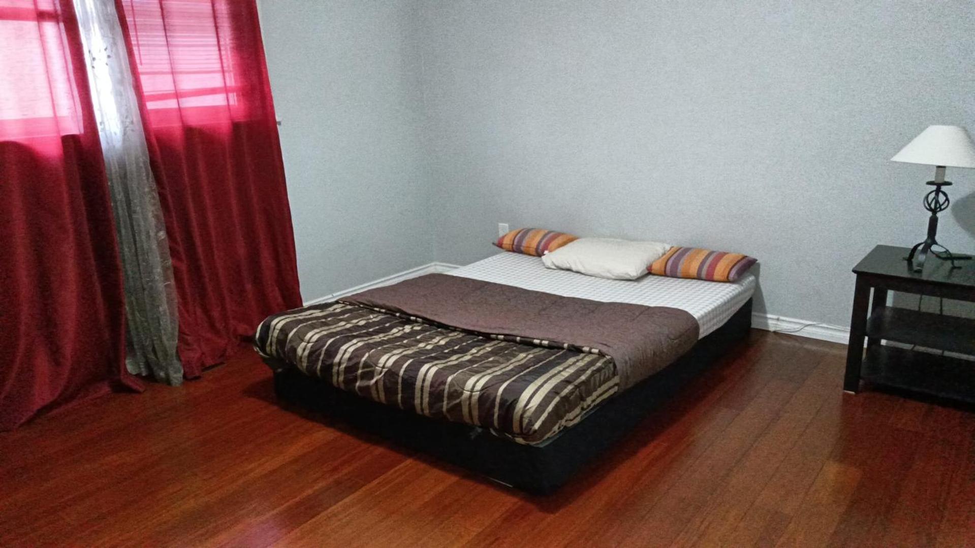 Double Room With Shared Bathroom photo 2