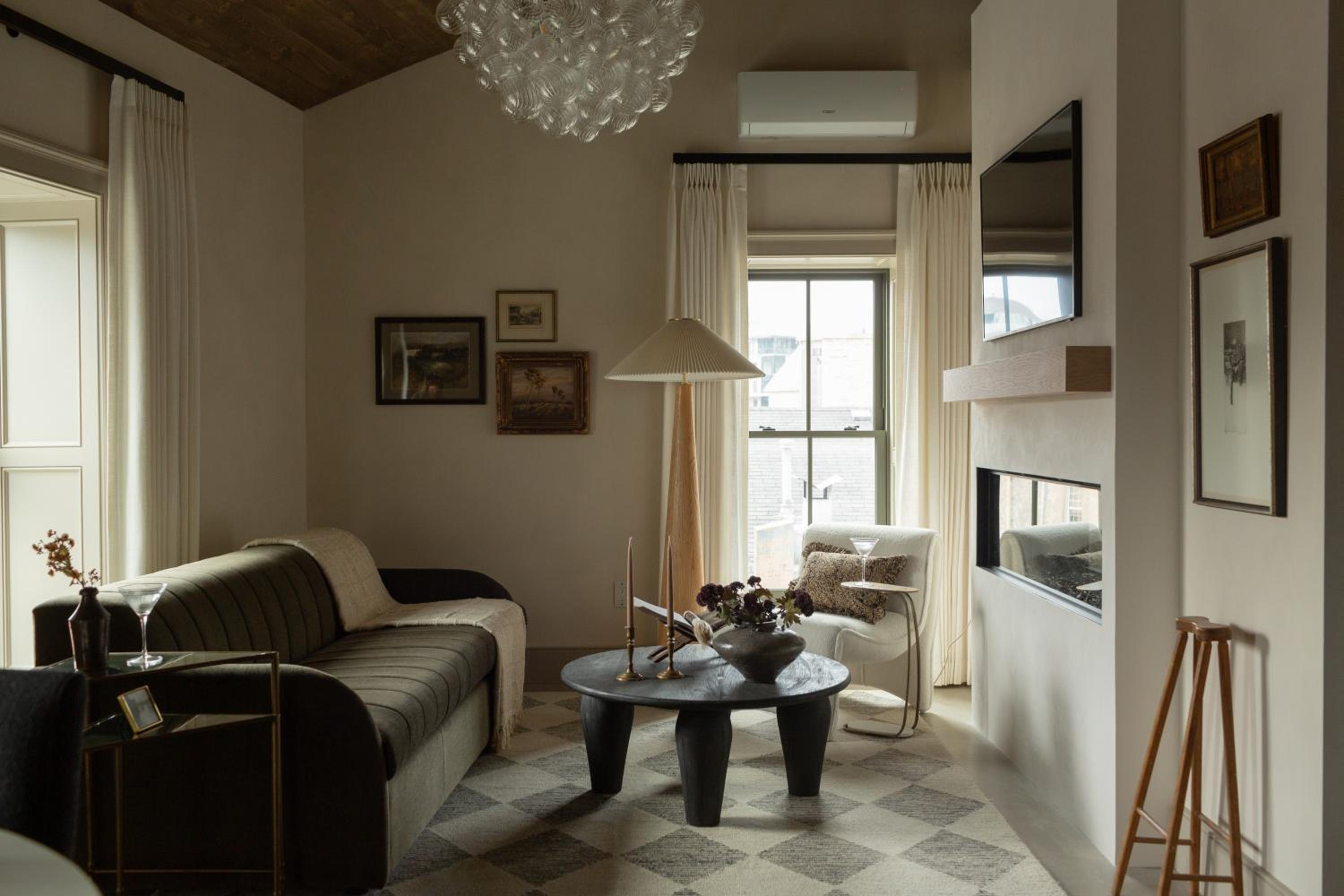 Suite with Balcony photo 2