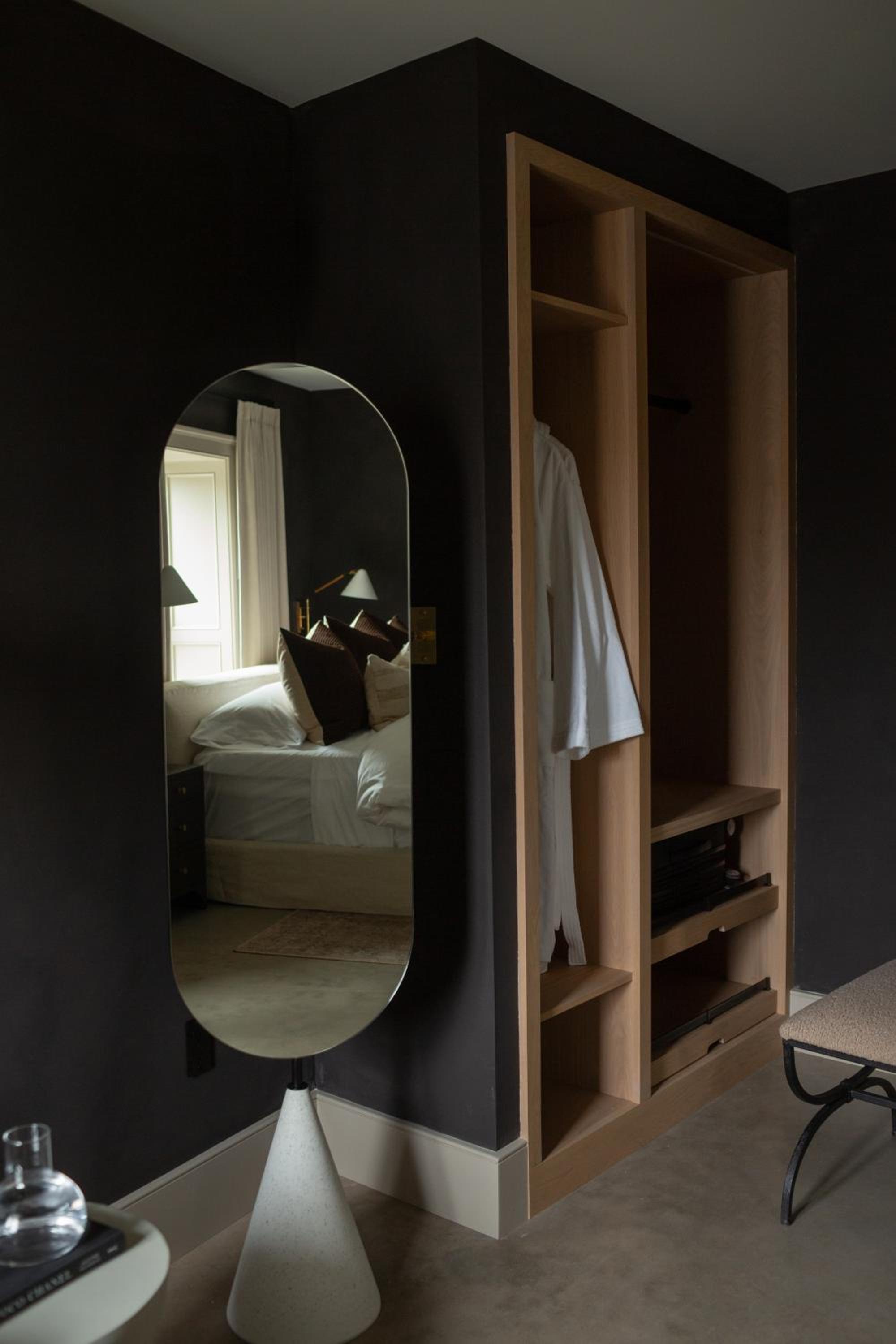 Suite photo 1