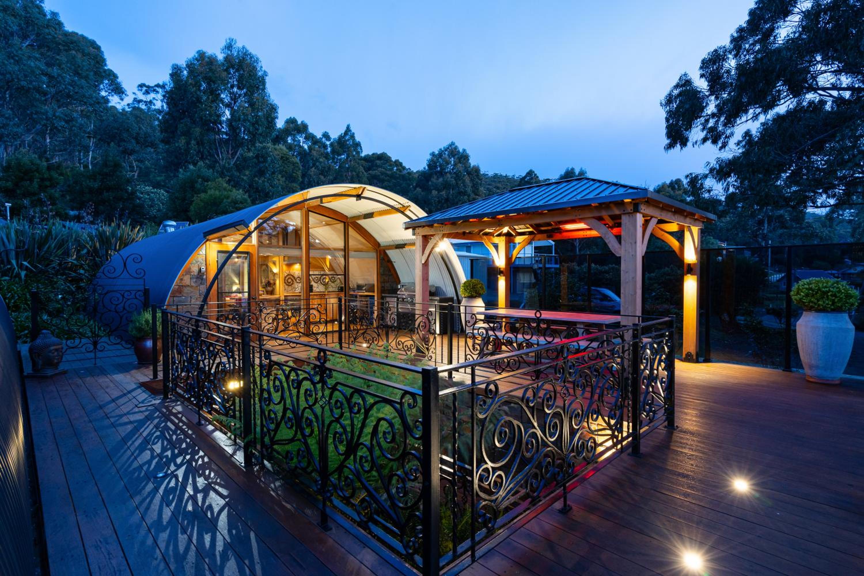One-Bedroom House photo 2