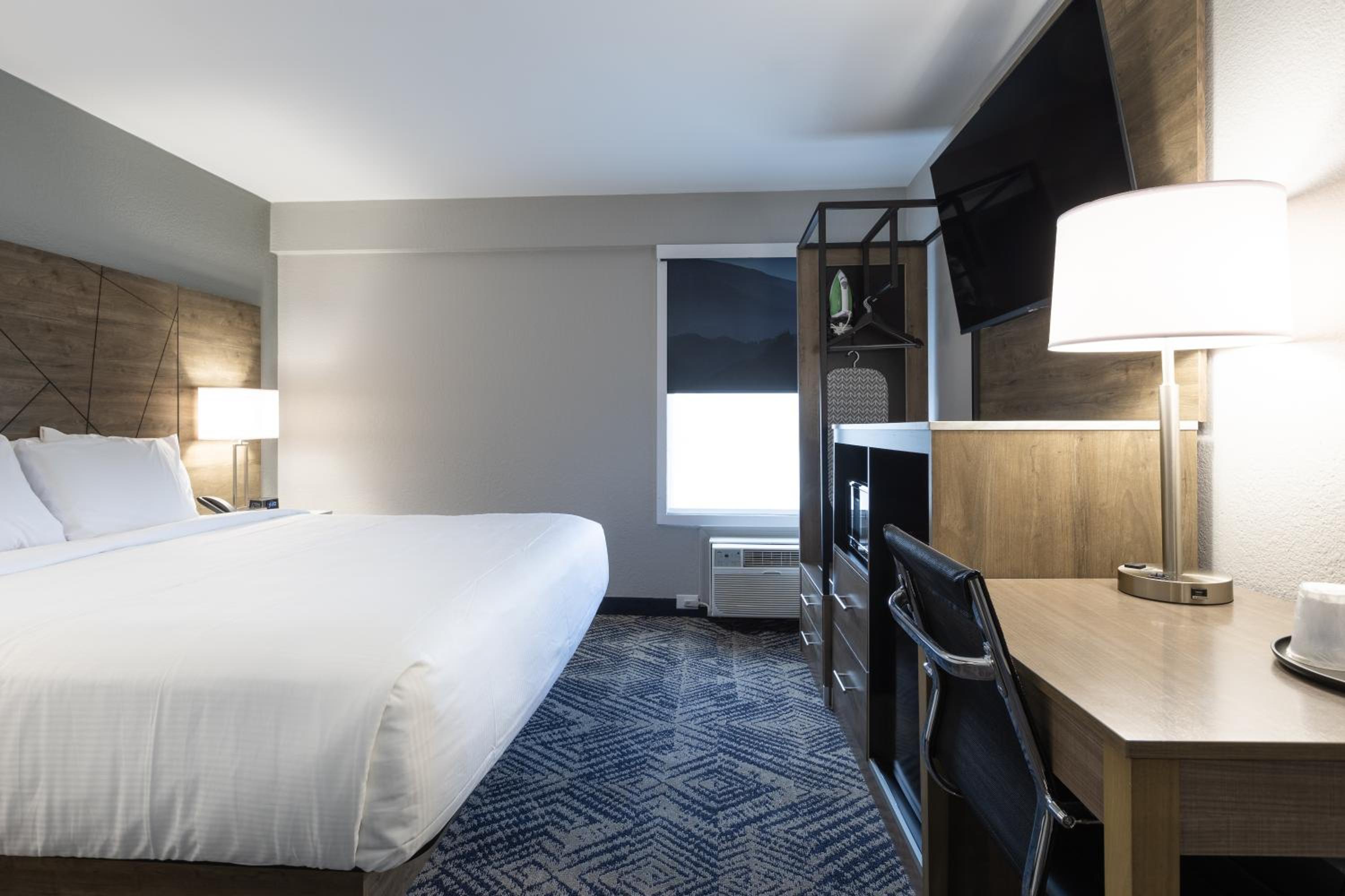King Suite - Photo 9