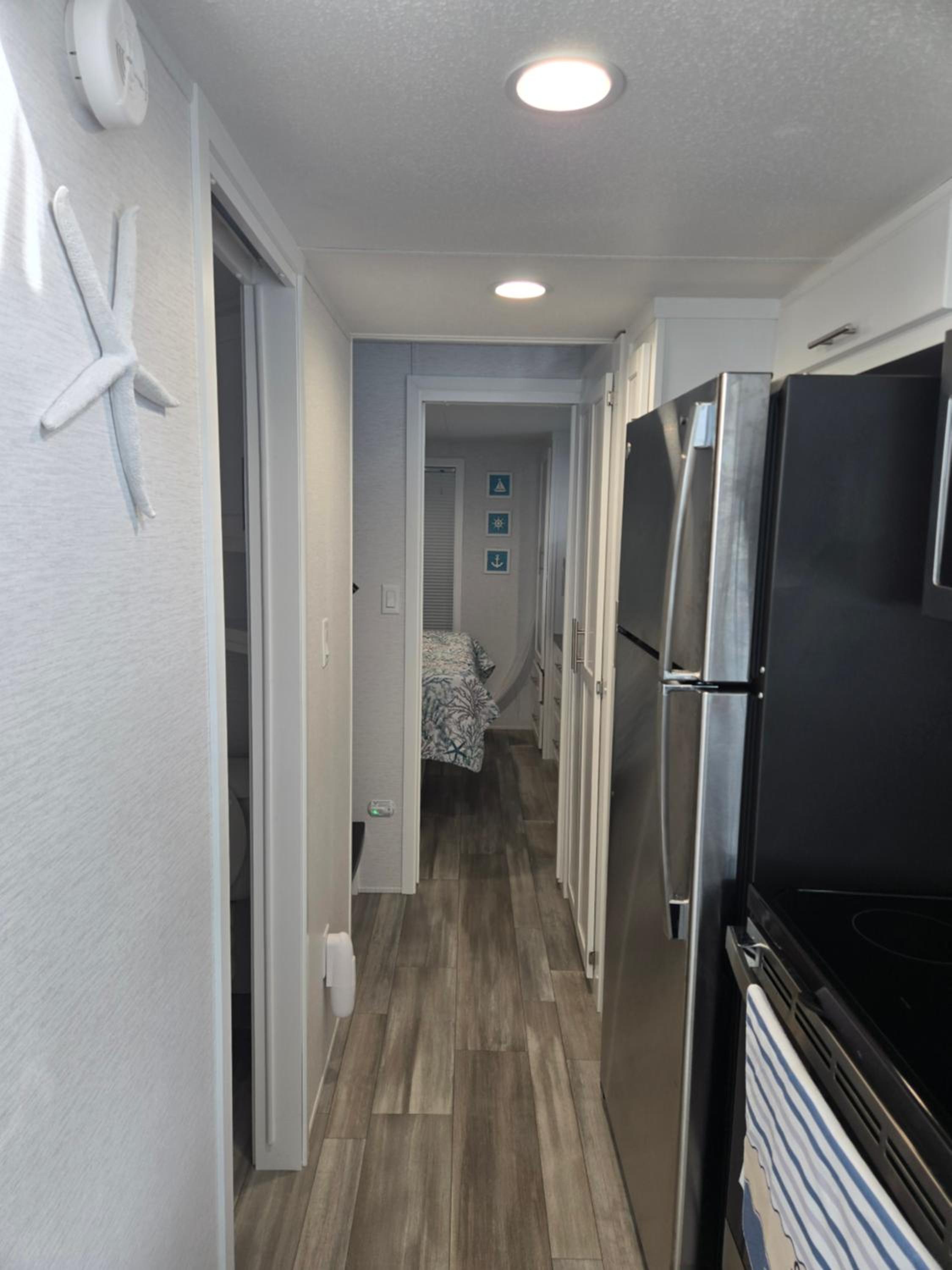 Mobile Home photo 1