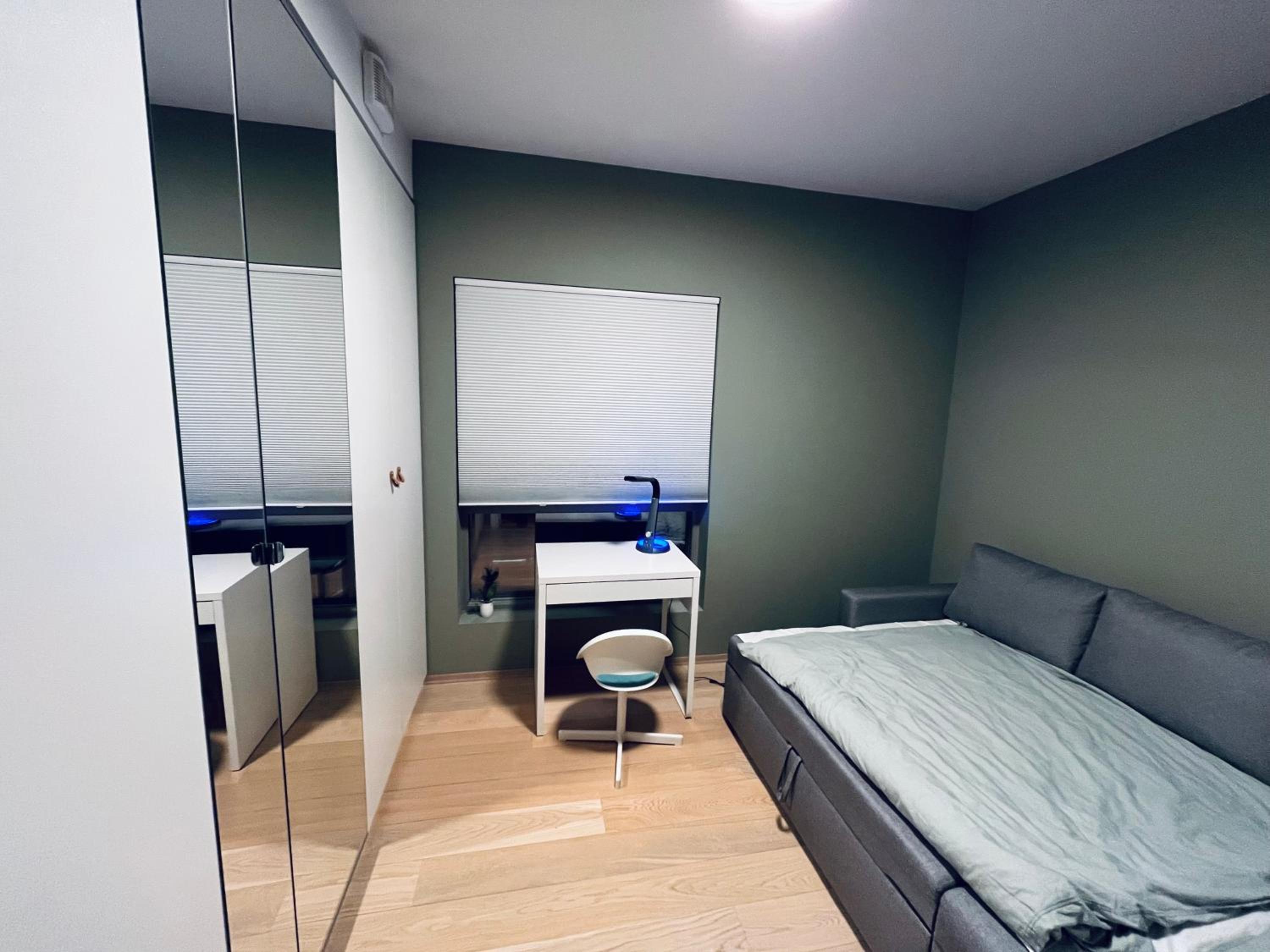 One-Bedroom Apartment photo 2