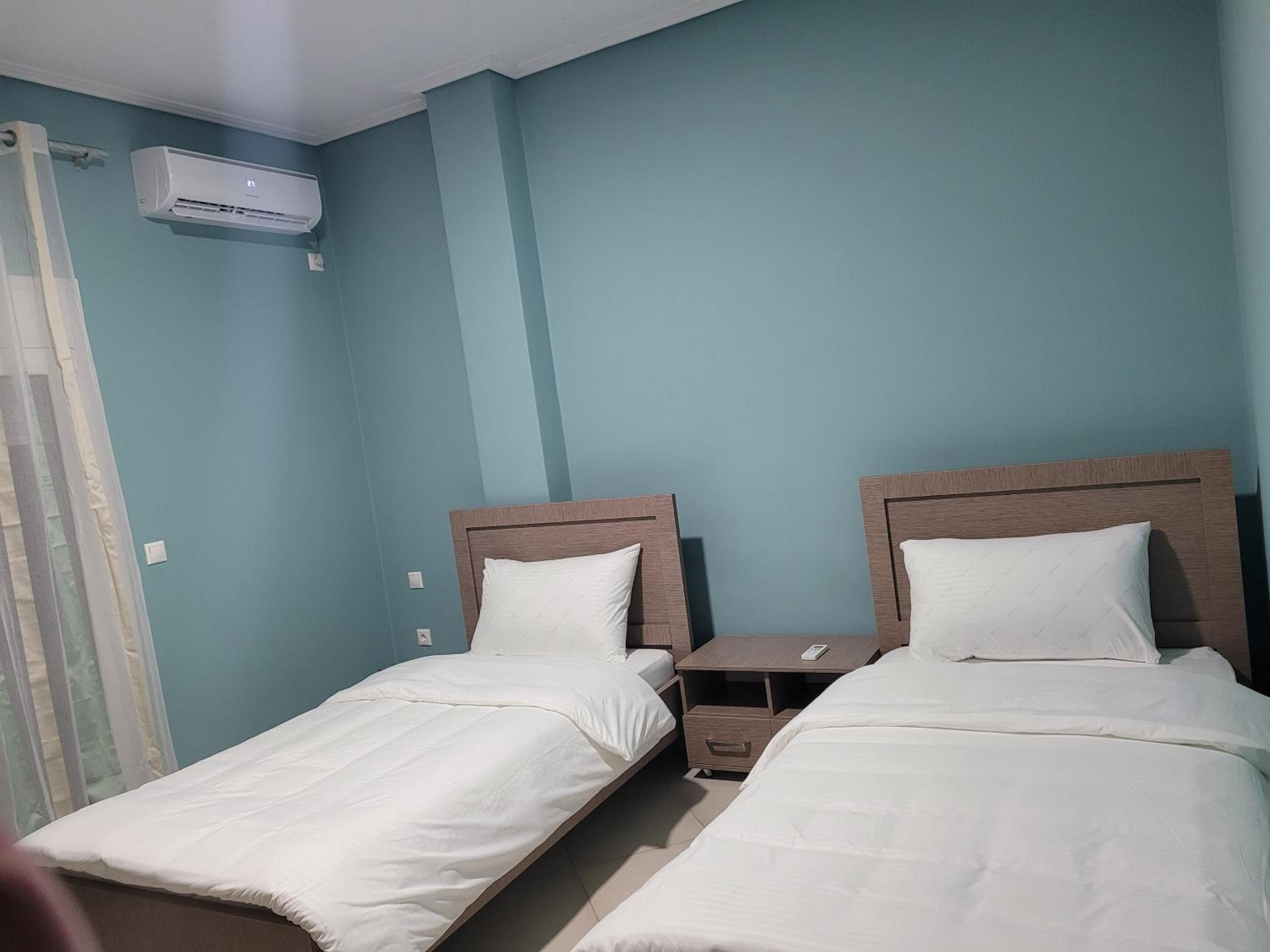 Mixed Dormitory Room
