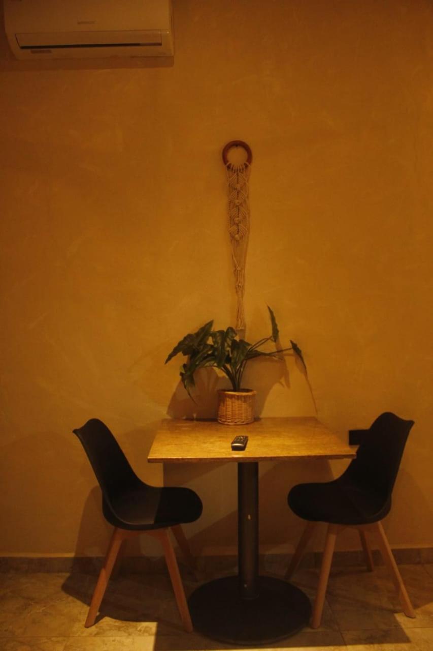 Studio - Photo 17