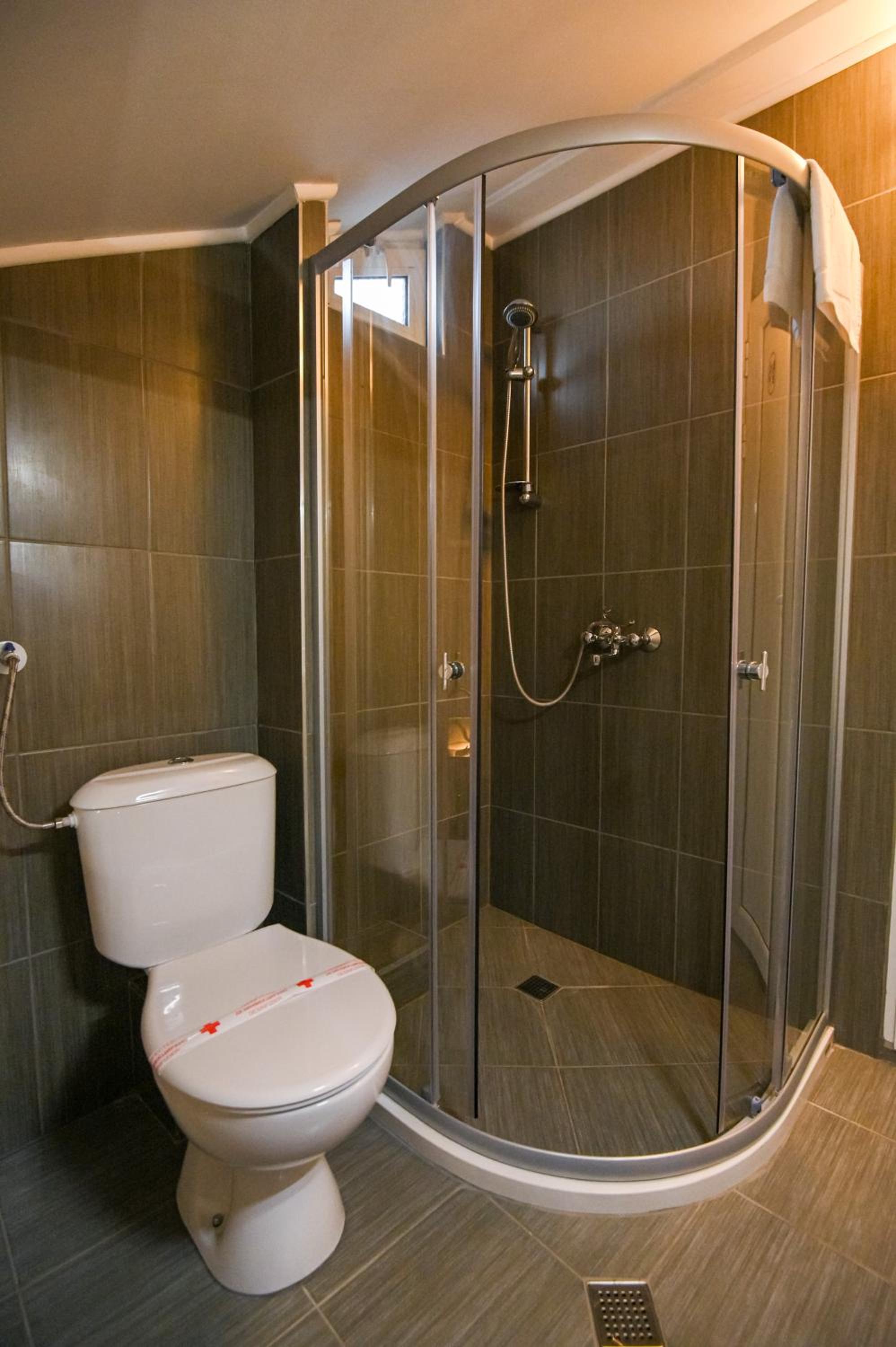 Double or Twin Room with Mountain View photo 2