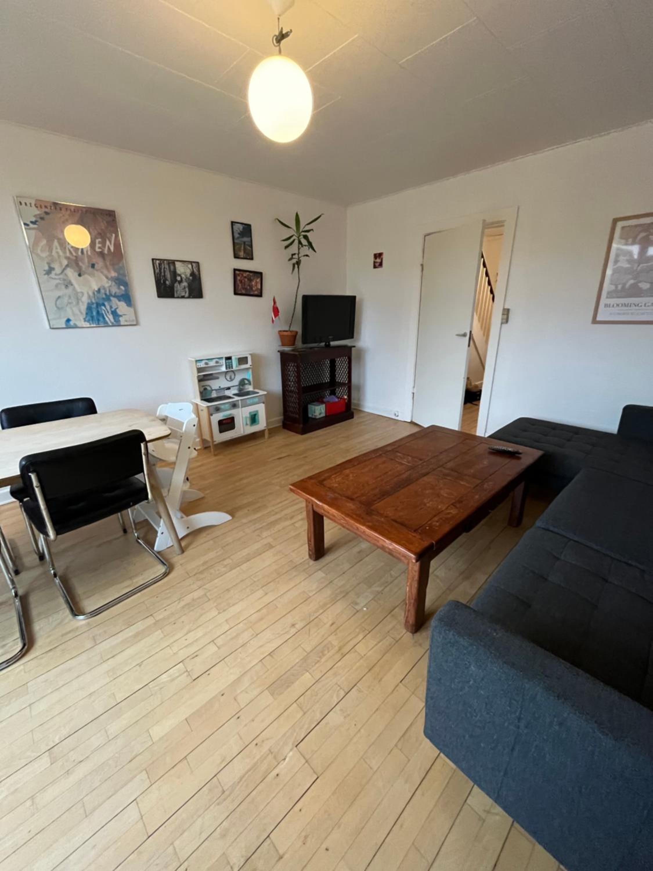 Apartment photo 2