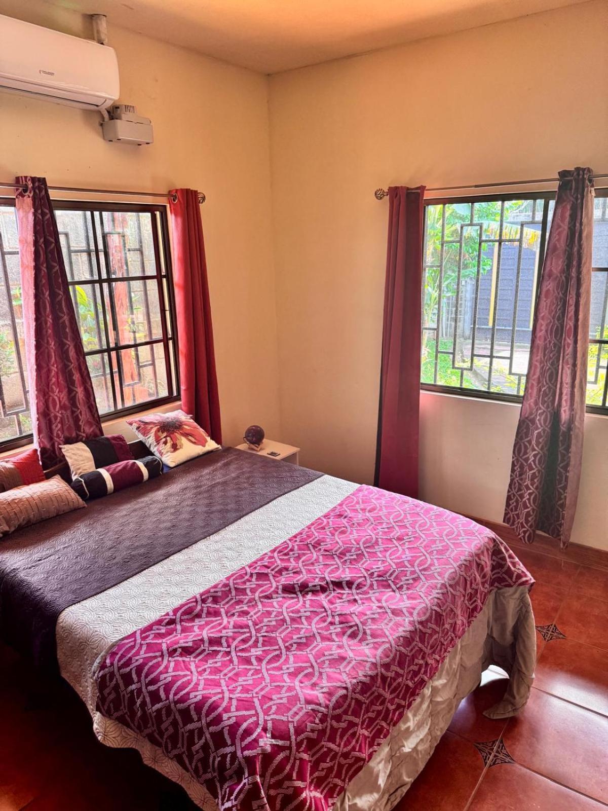 Deluxe Queen Room photo 1
