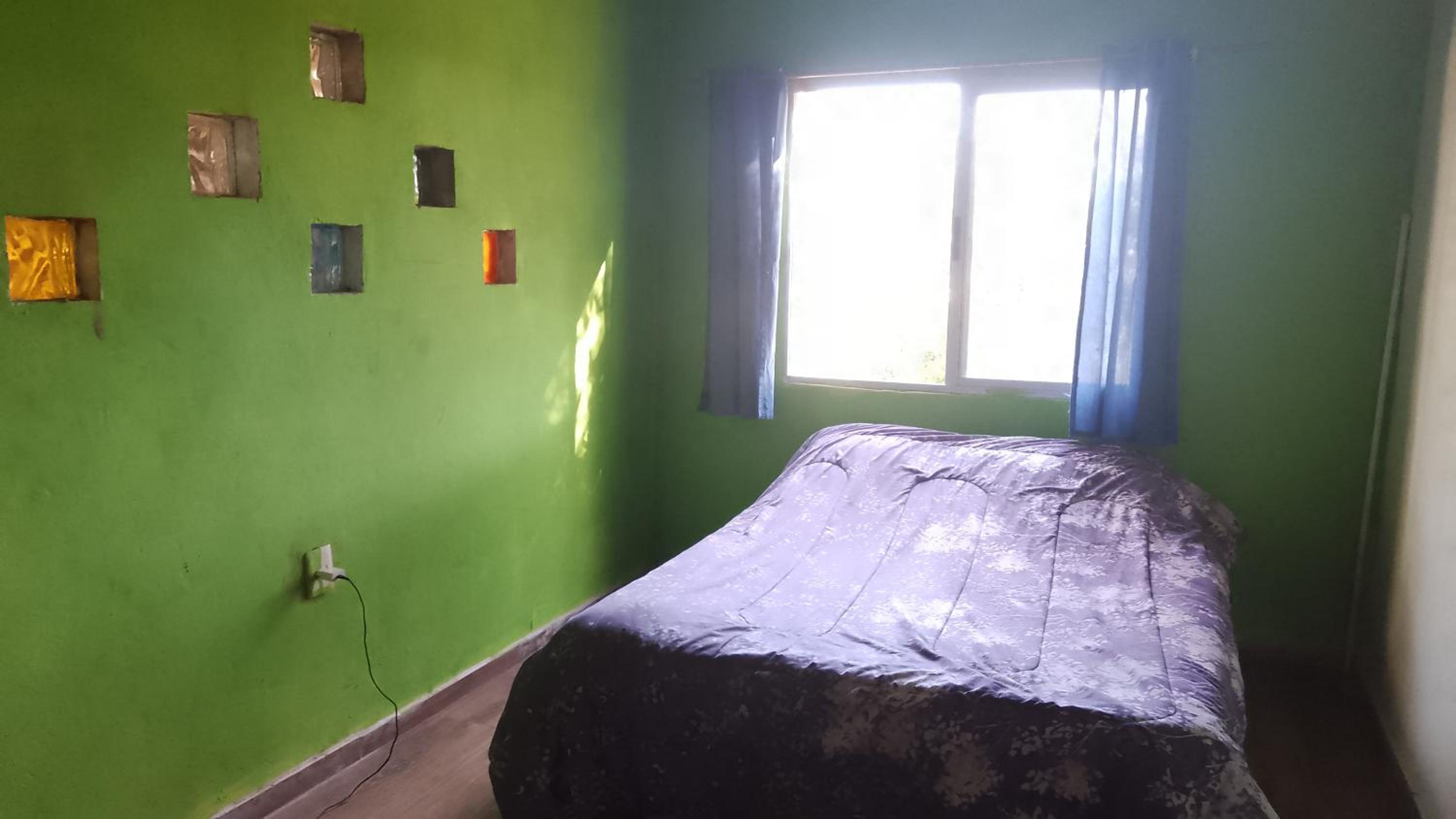 One-Bedroom House photo 1