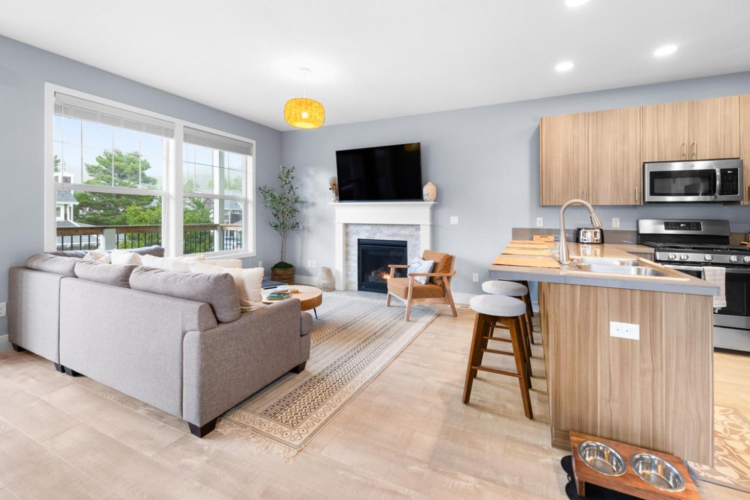 Three-Bedroom House photo 1