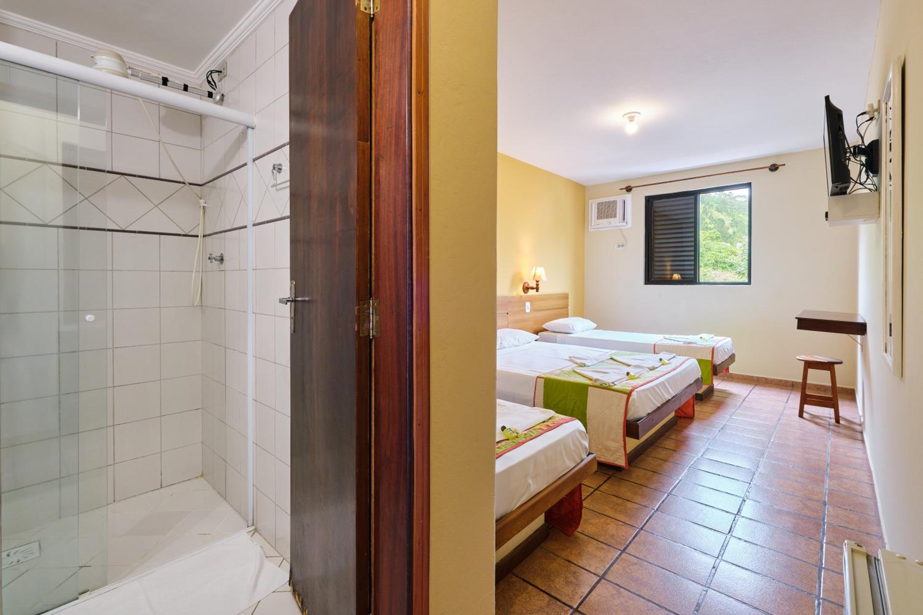 Standard Quadruple Room photo 2