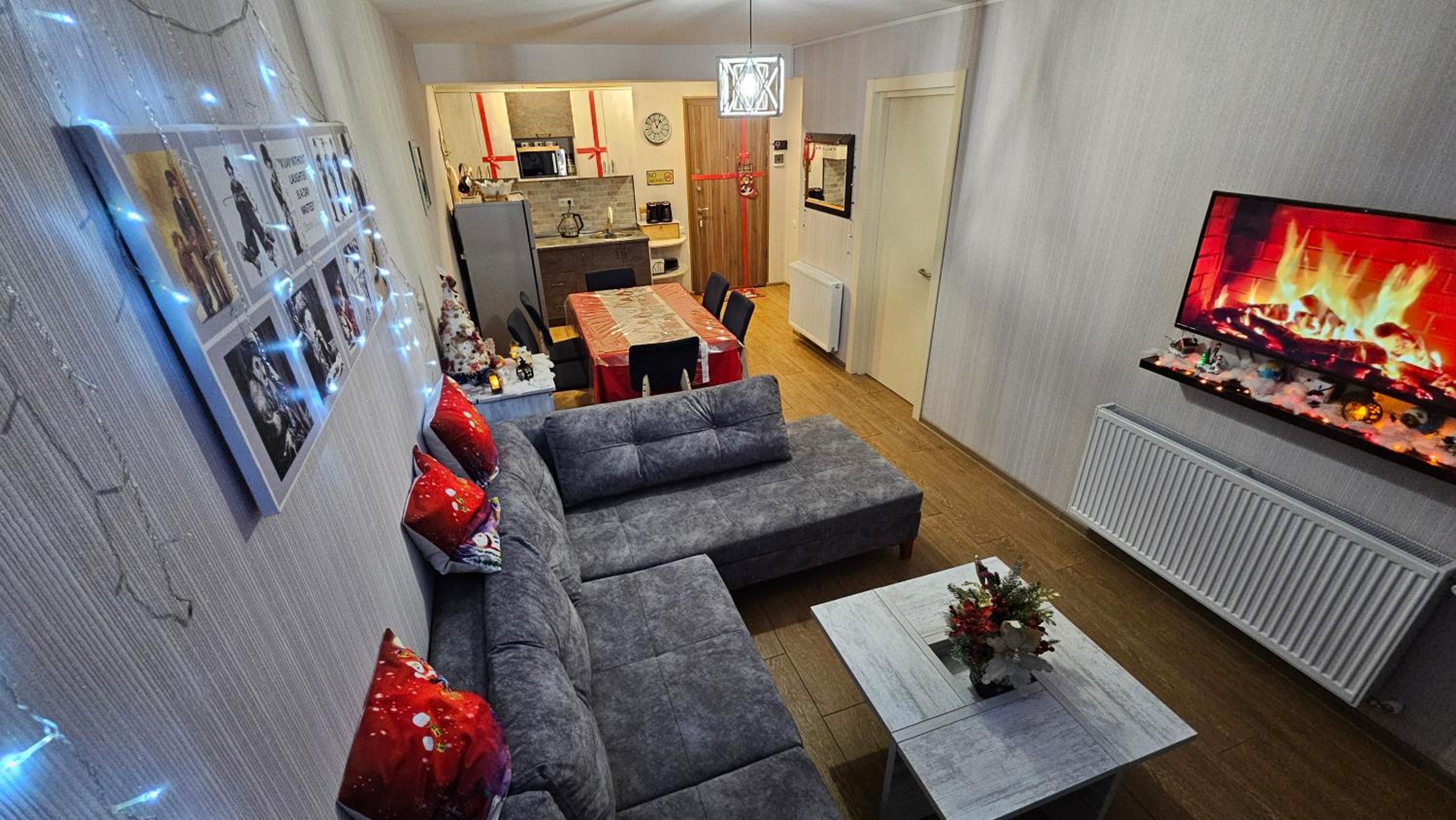 Apartment photo 1