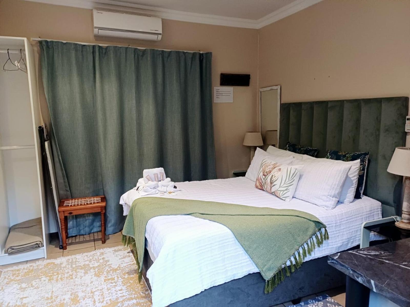 Double Room - Photo 1