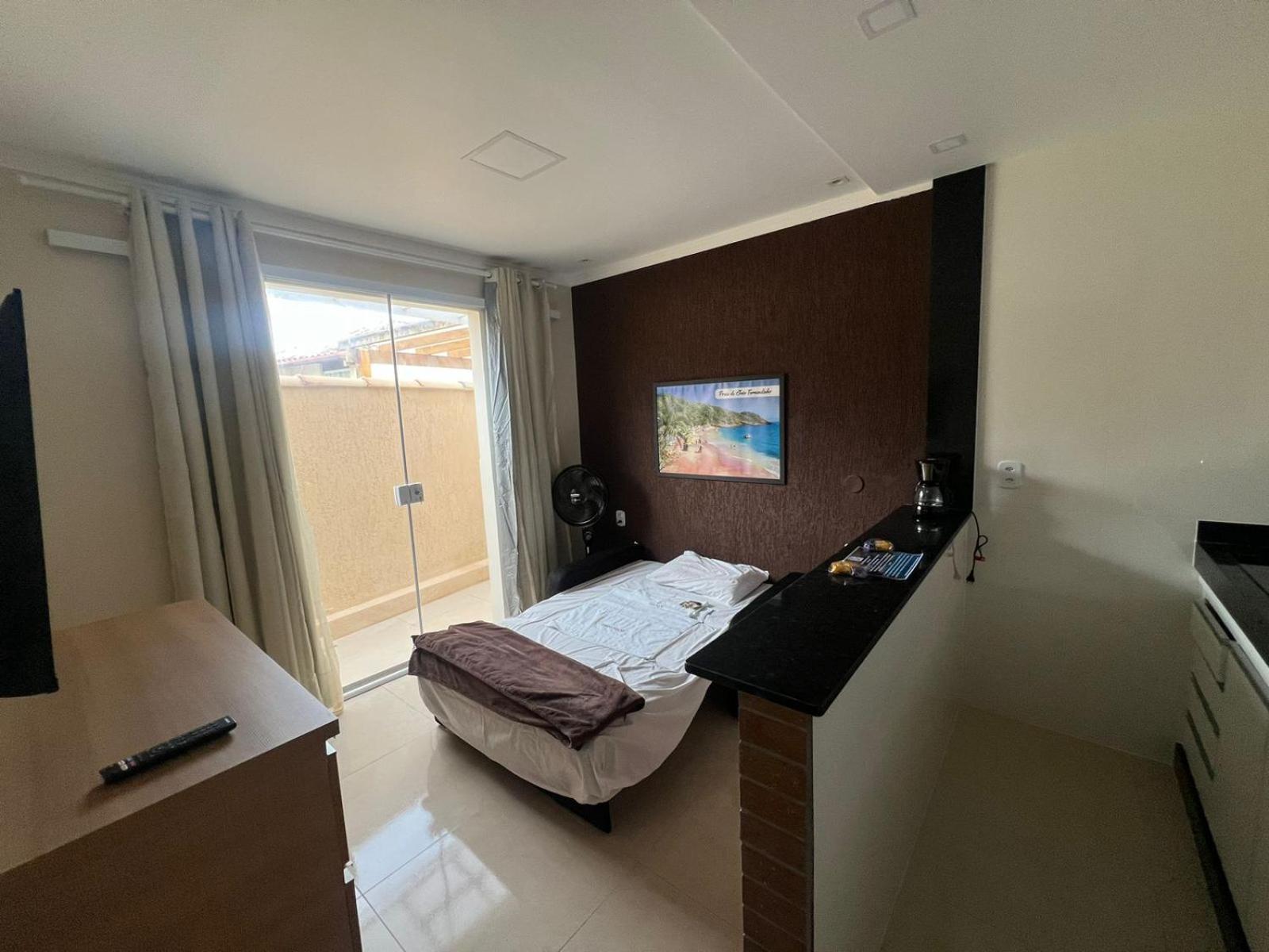 Studio Apartment with Balcony photo 3