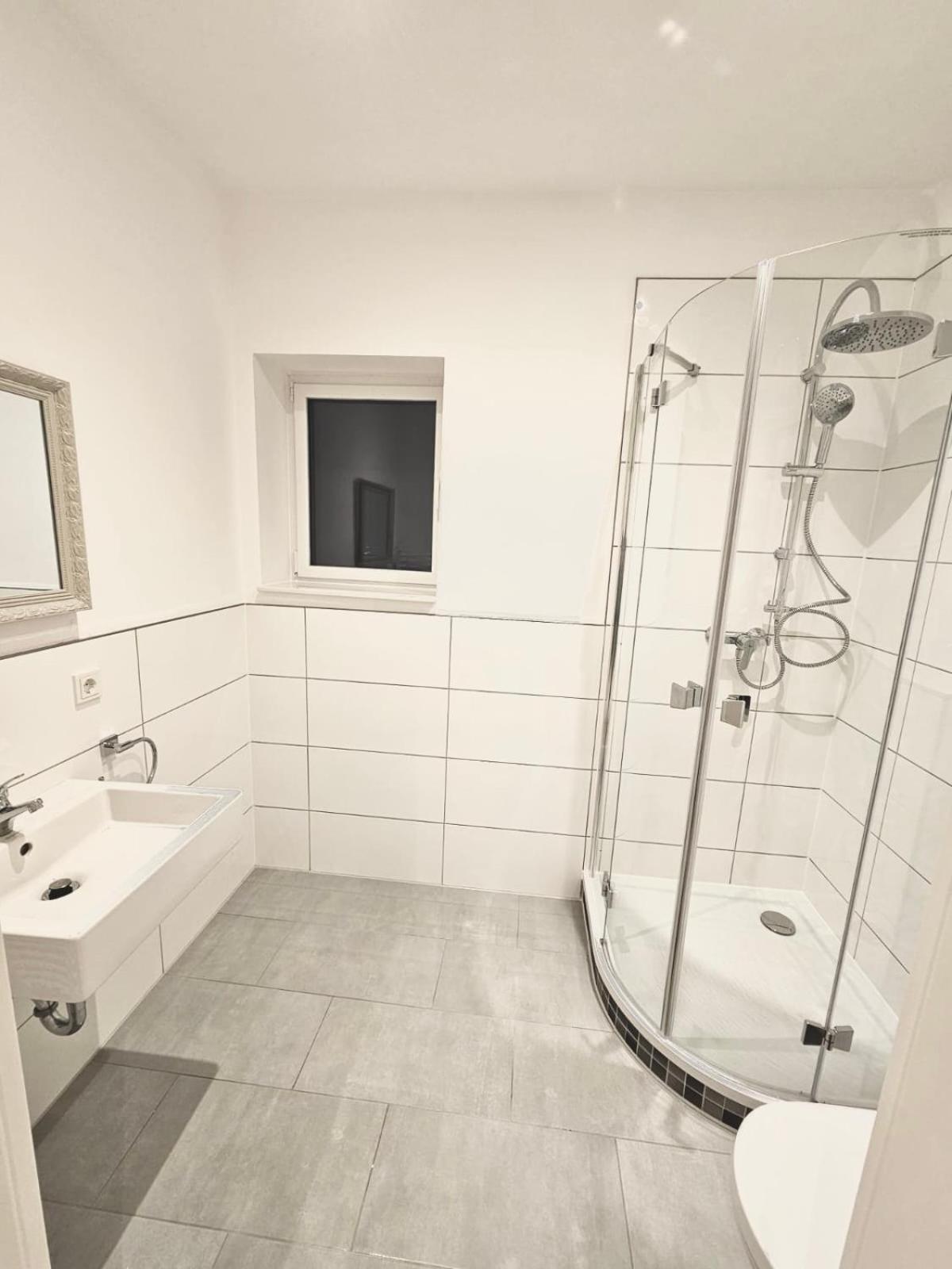 Two-Bedroom Apartment with Terrace photo 3