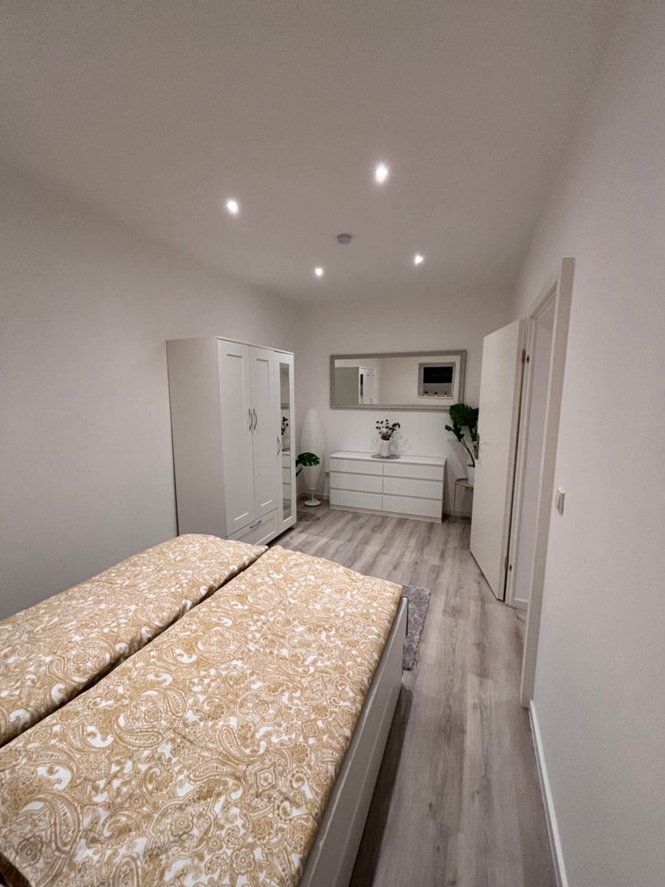 Two-Bedroom Apartment with Terrace photo 2
