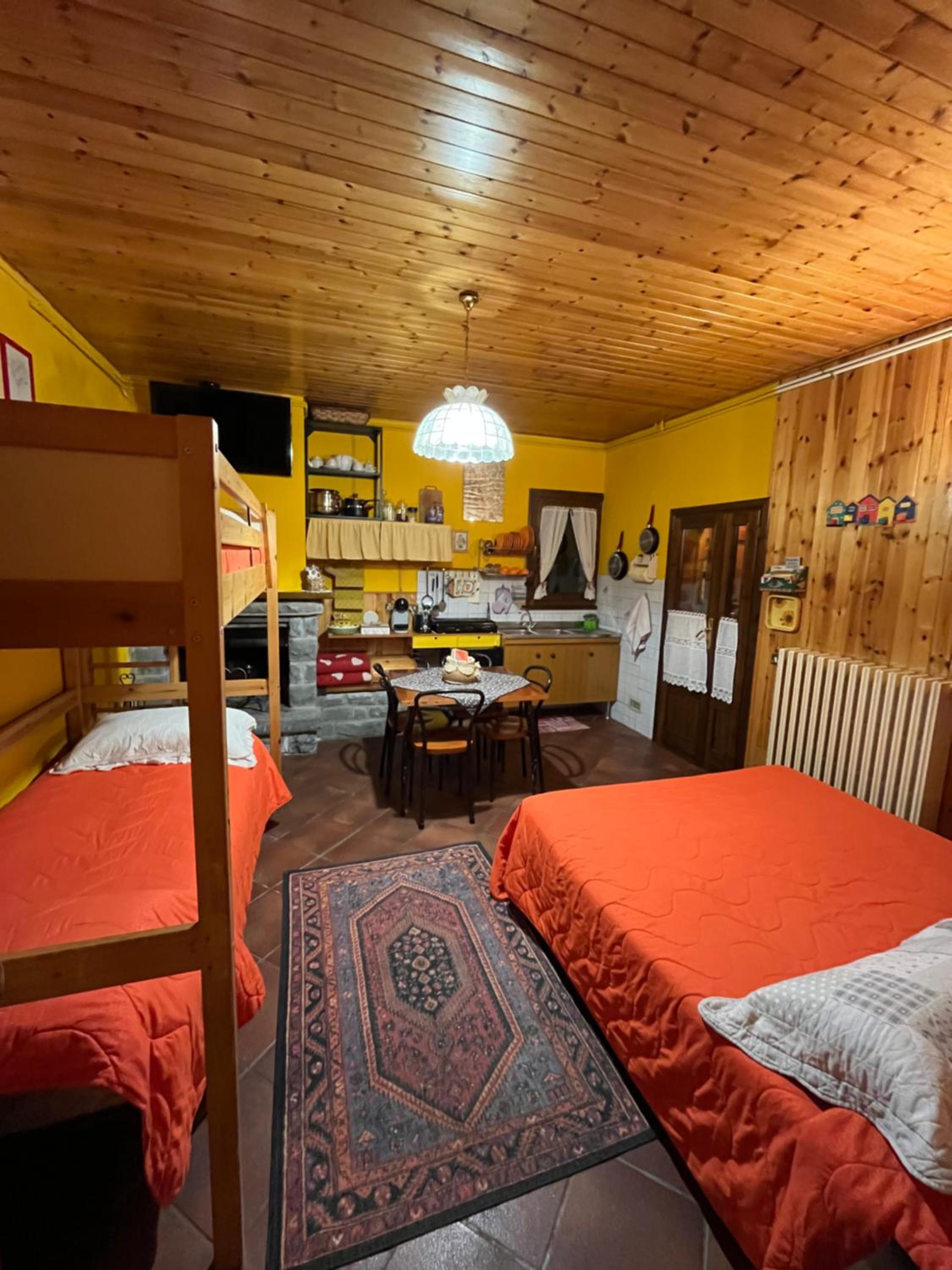 Quadruple Room - Photo 5