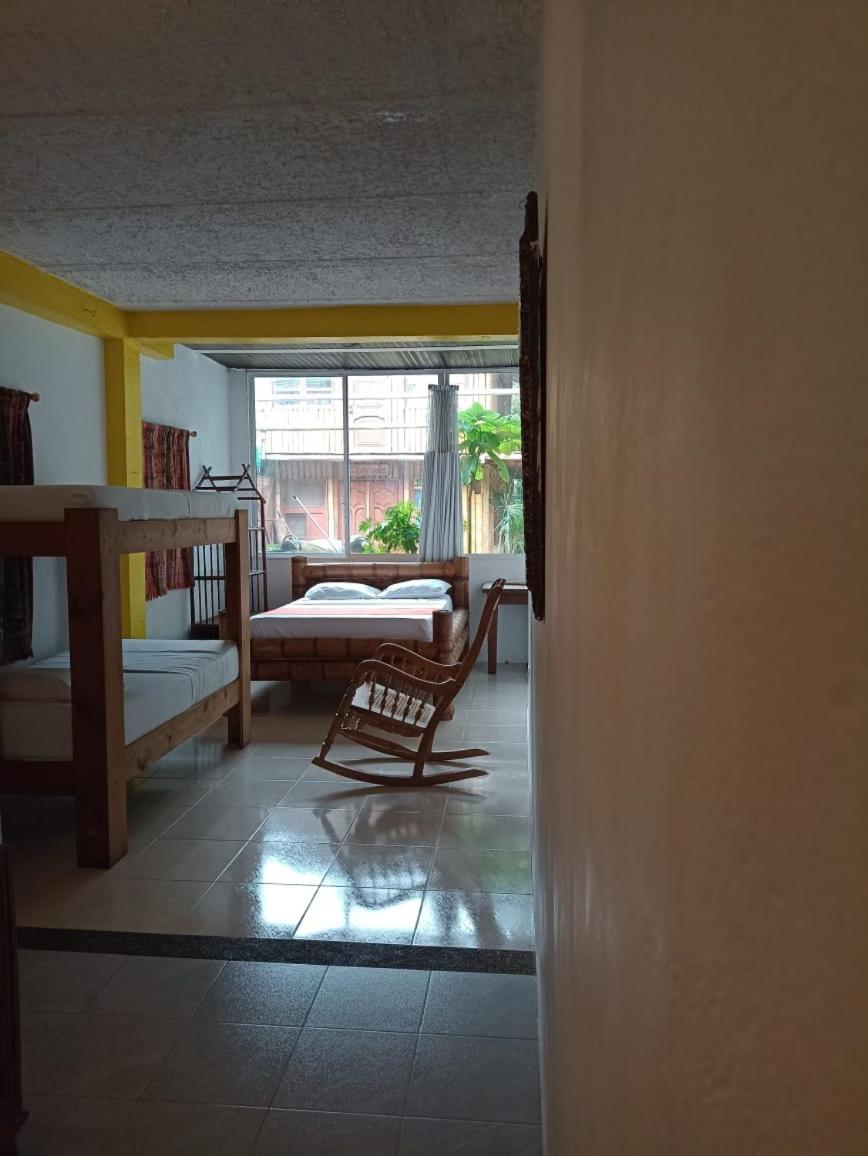 Quadruple Room with Private Bathroom photo 2