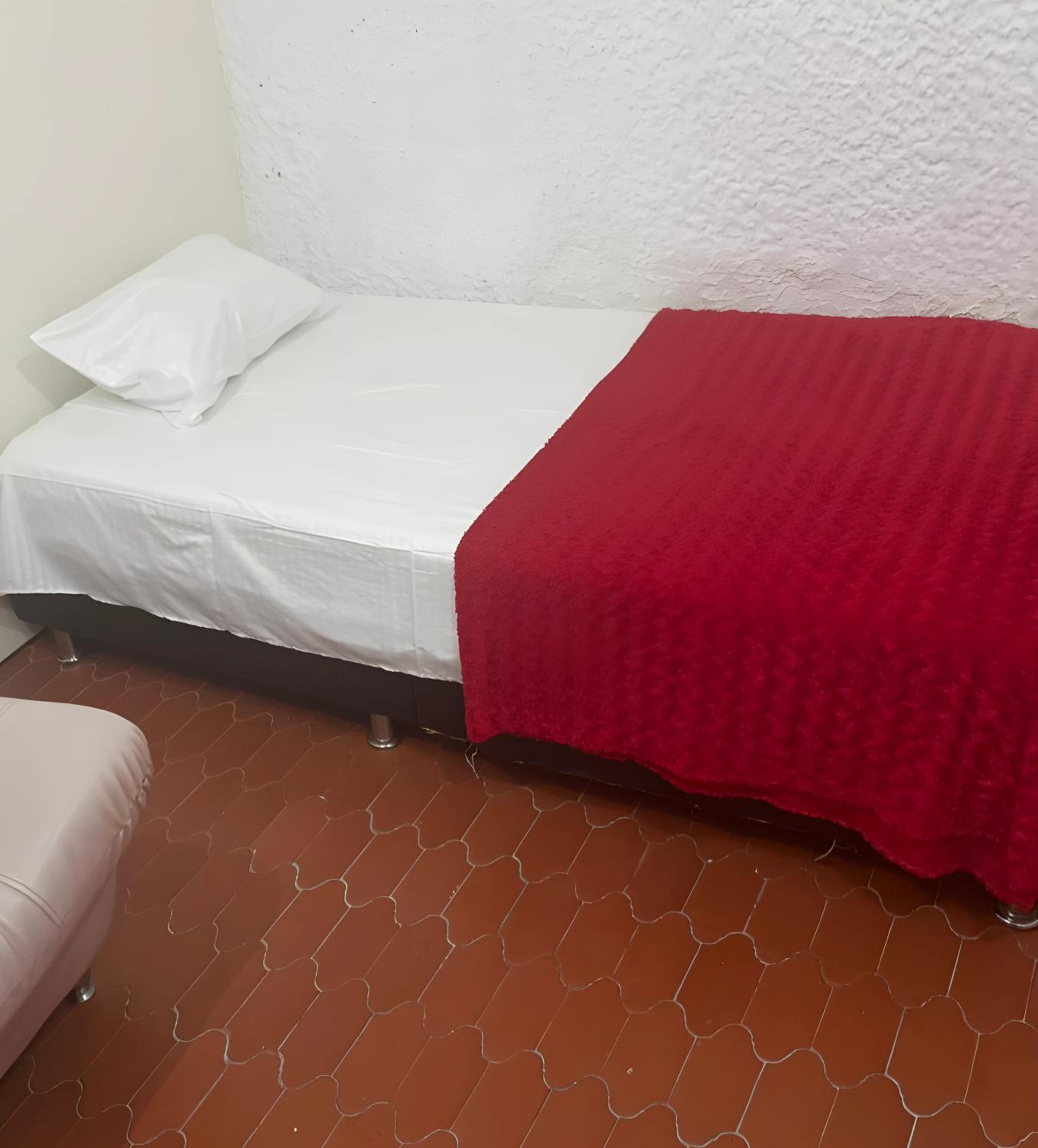 Single Room photo 1
