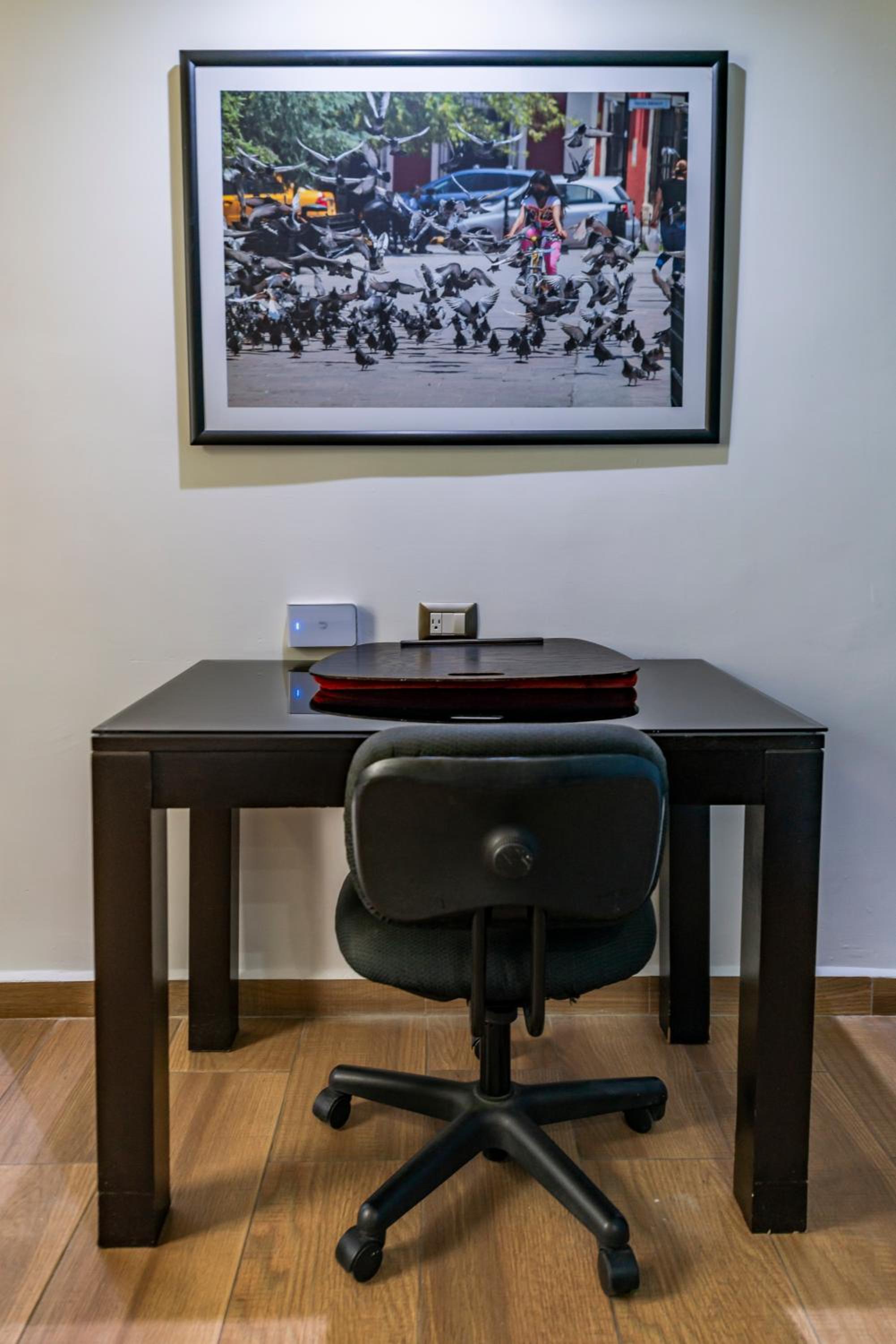 Standard King Room - Photo 2