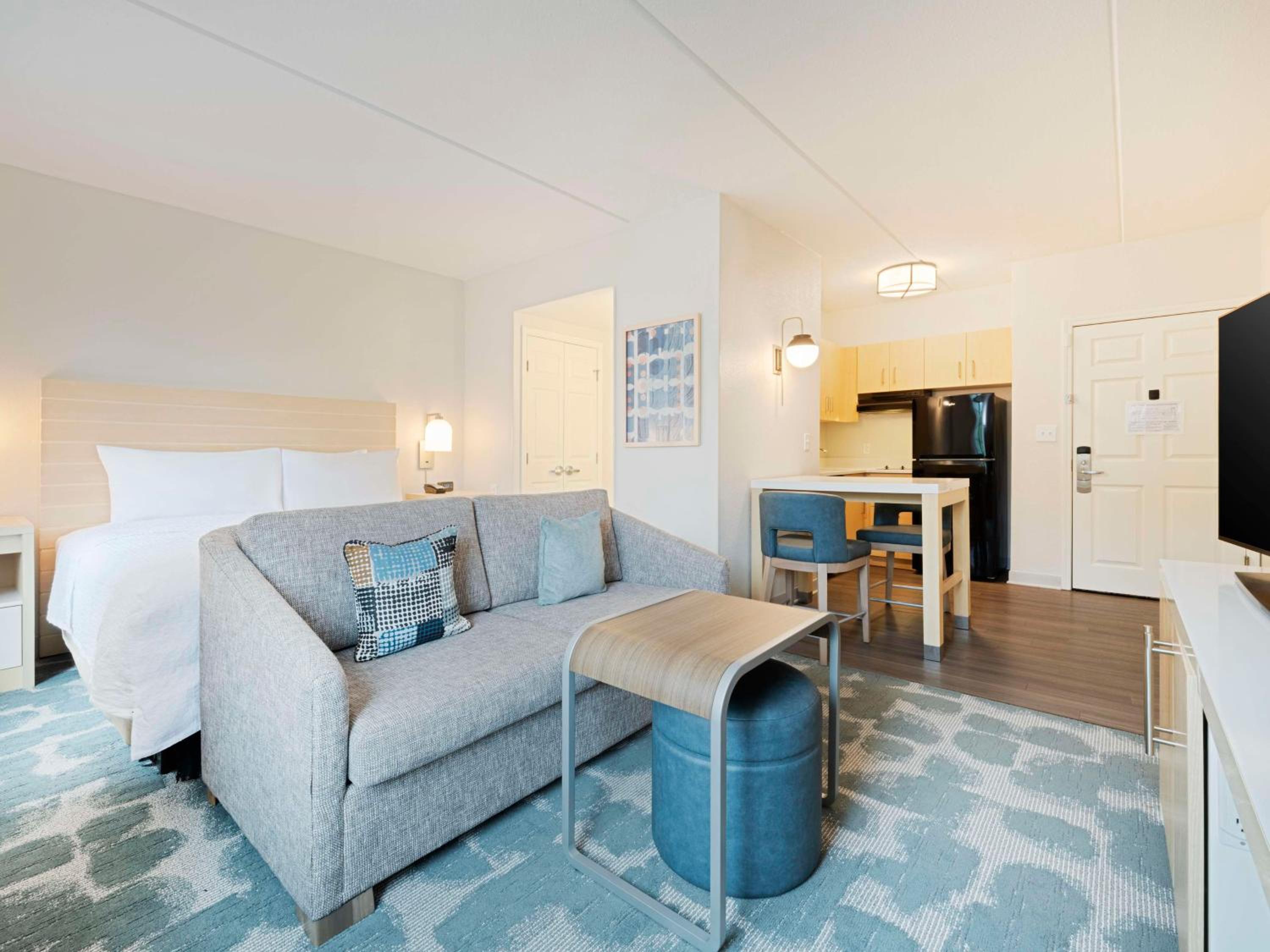 King Studio Suite - Photo 6