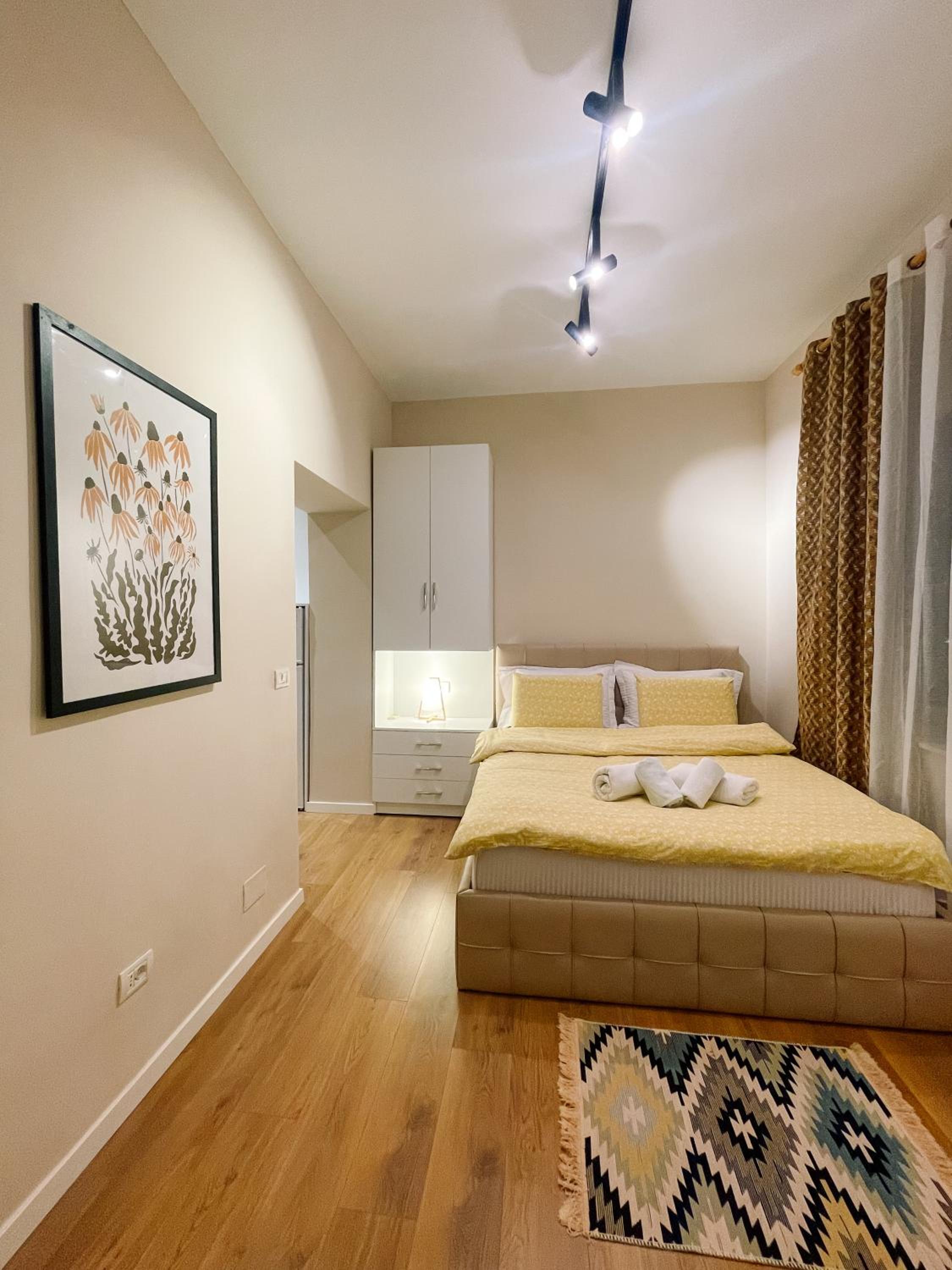 One-Bedroom Apartment with Terrace