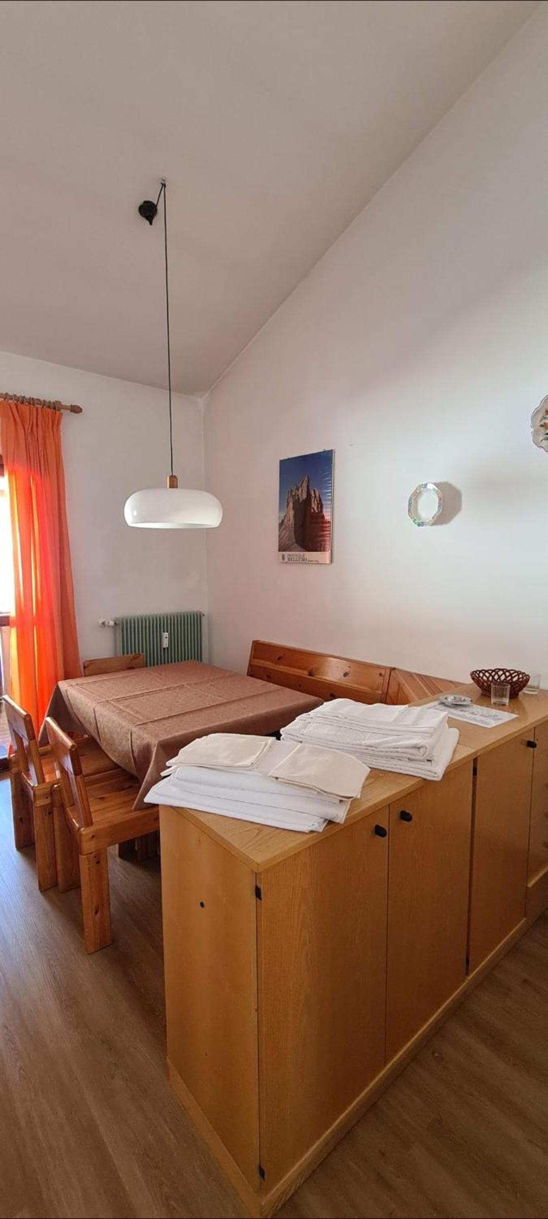 One-Bedroom Apartment photo 2