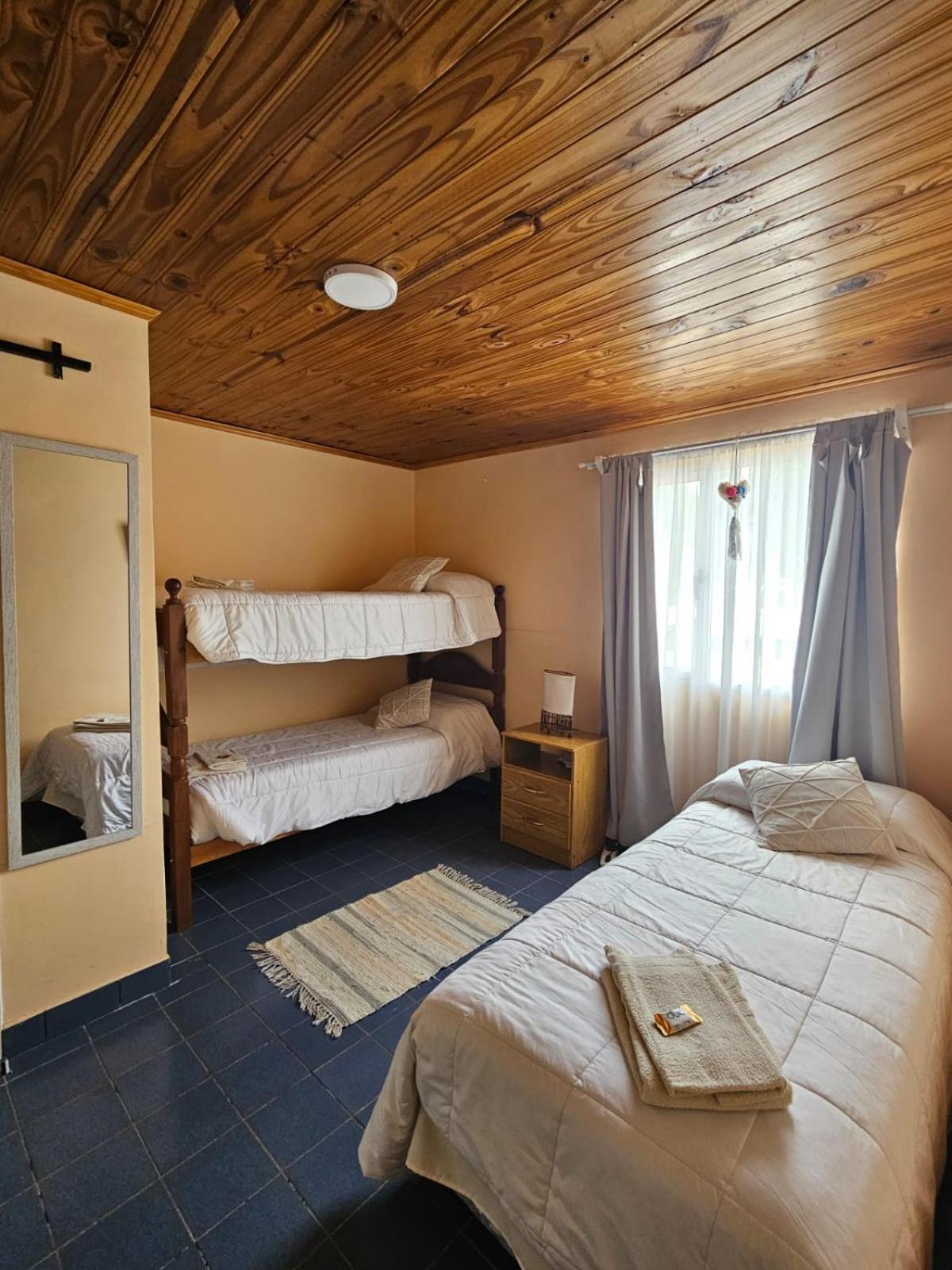 One-Bedroom House photo 1