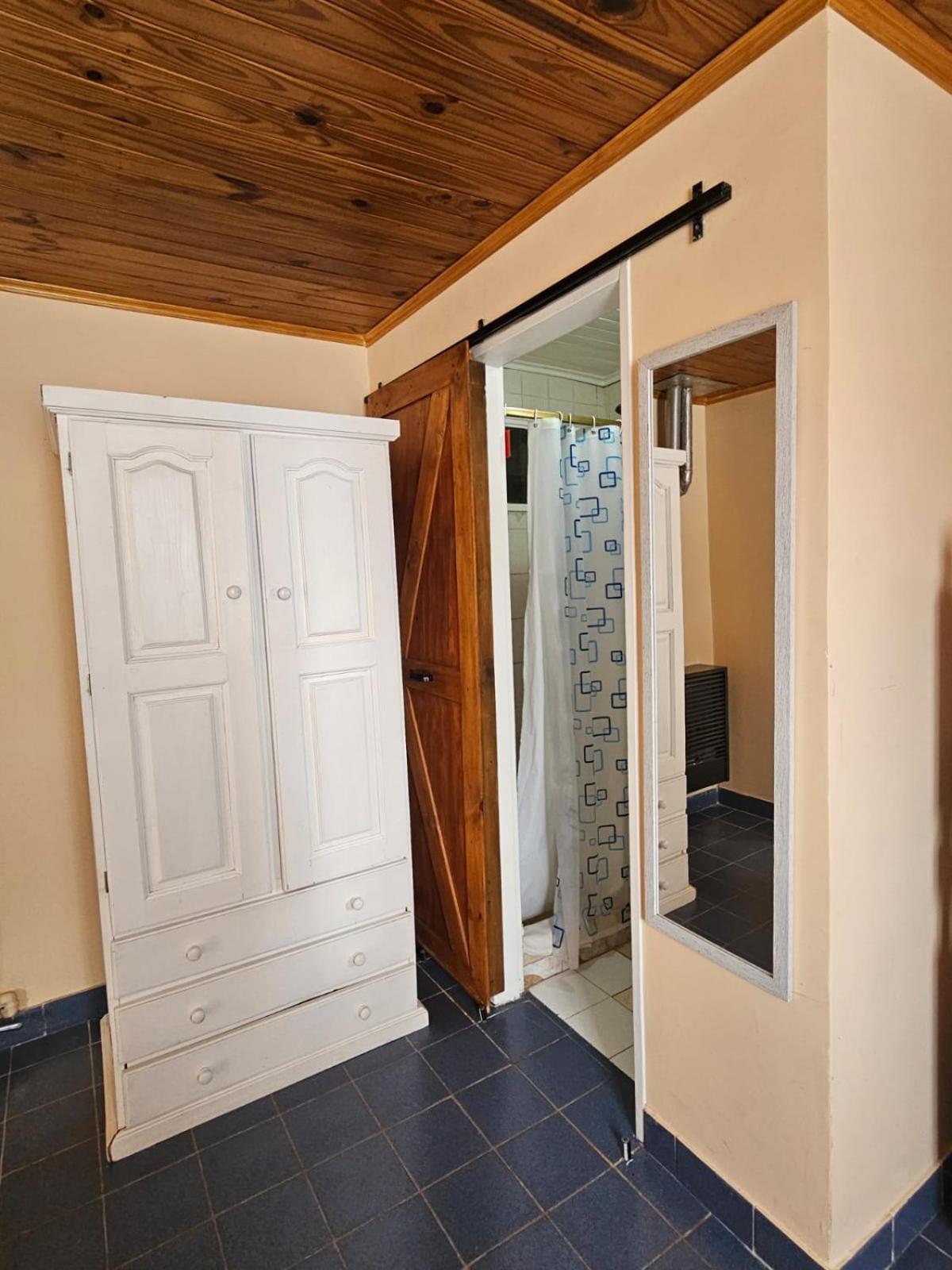 One-Bedroom House photo 3