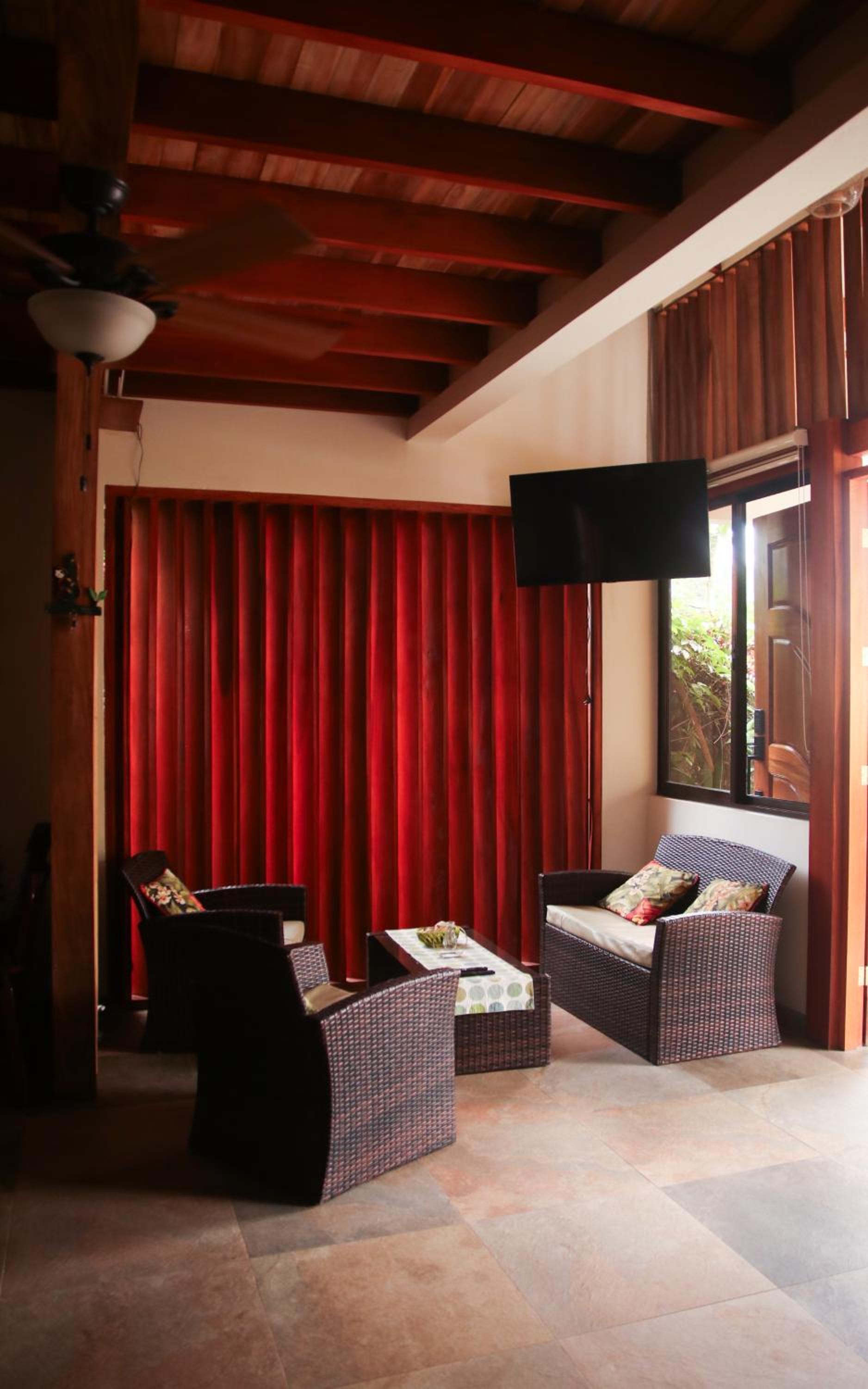 Three-Bedroom House photo 2
