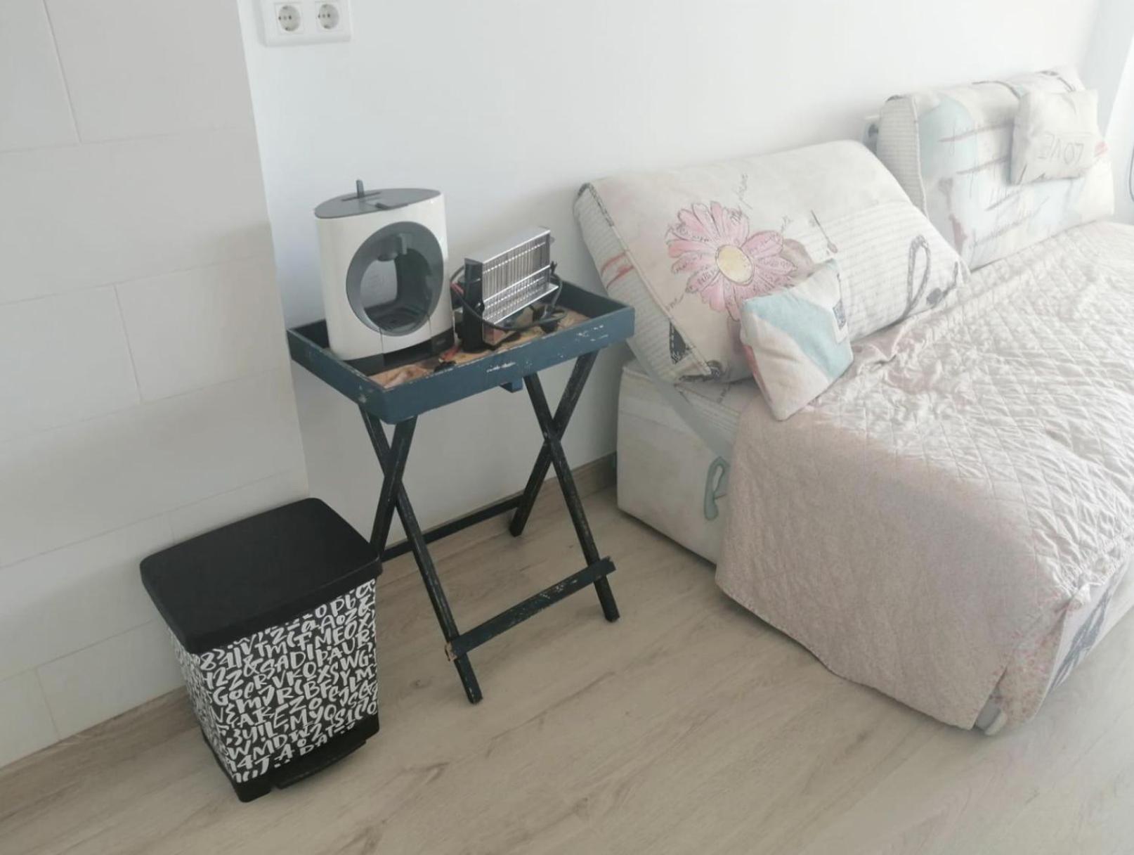 Estudio con sofá cama
