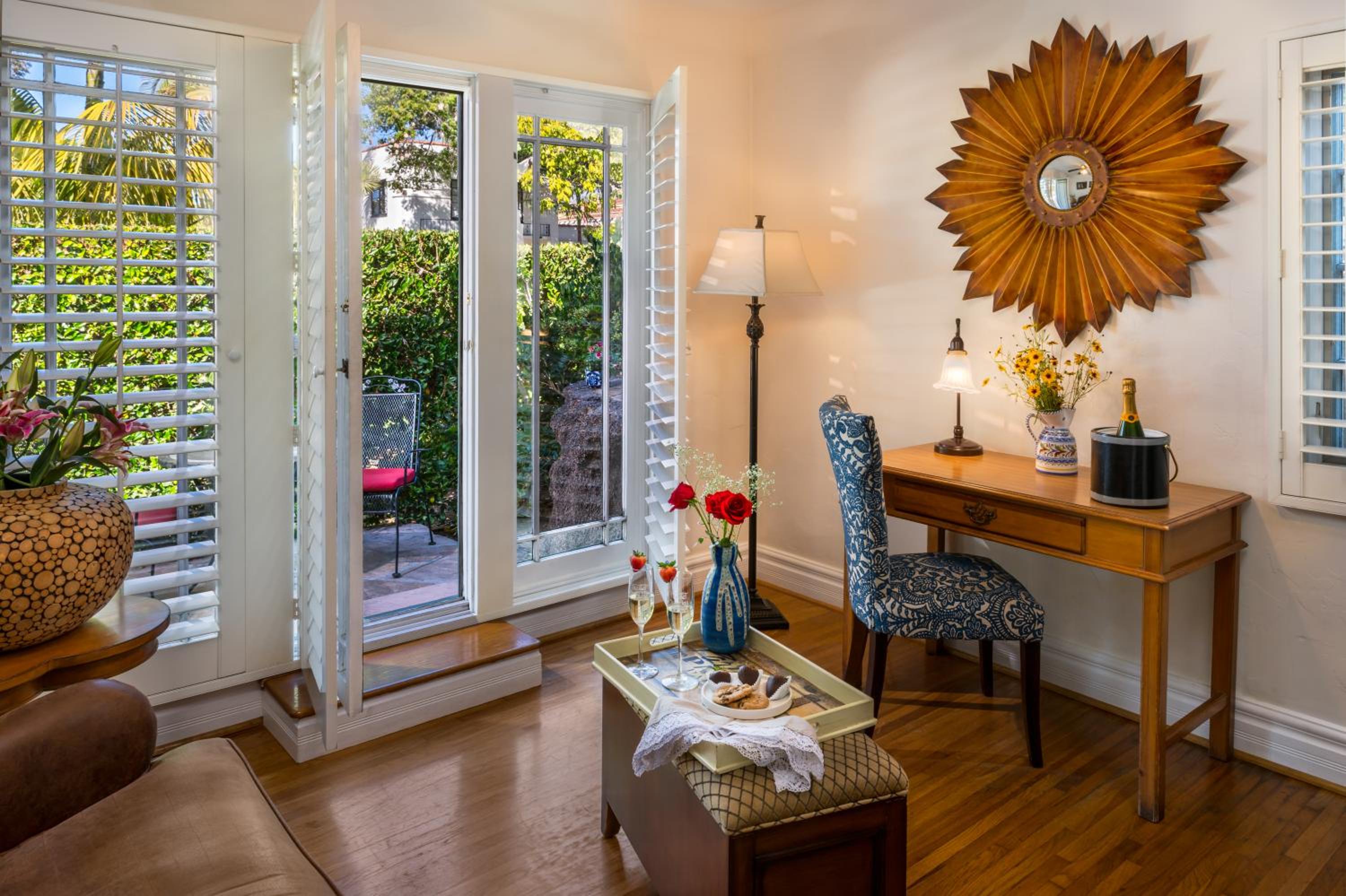 San Clemente Casita - Photo 12
