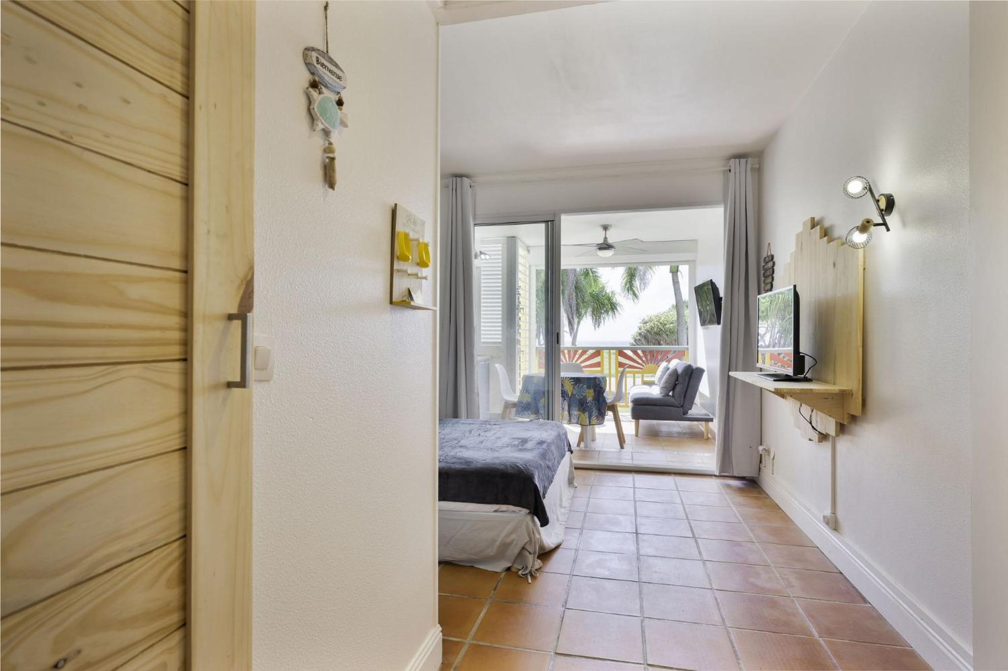 Double Room with Sea View photo 2
