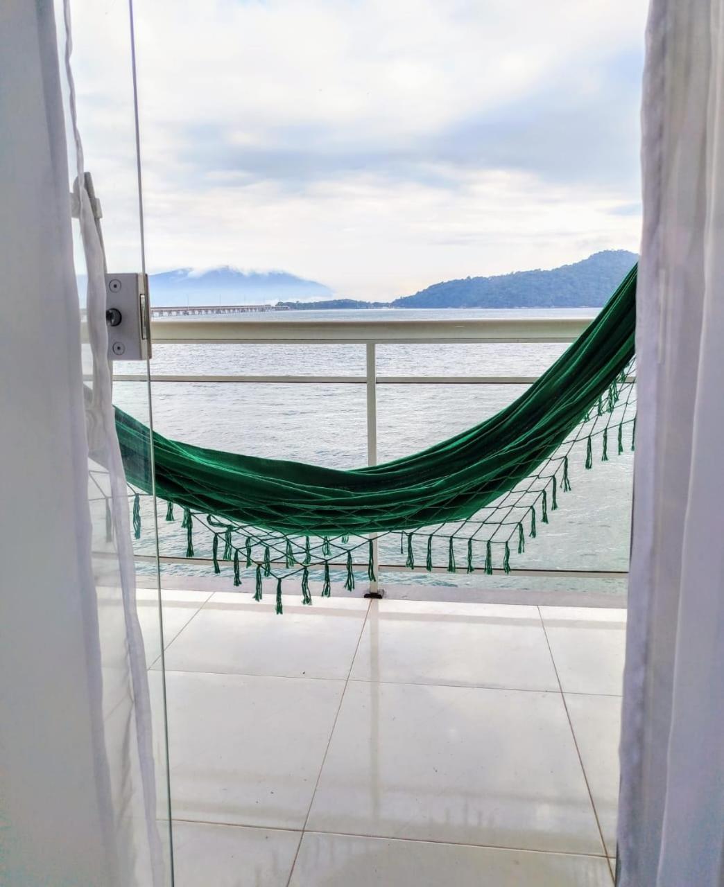 One-Bedroom Apartment - Oceanfront photo 2