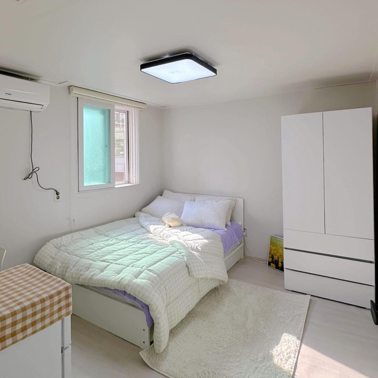 Deluxe Double Room With Bath photo 3