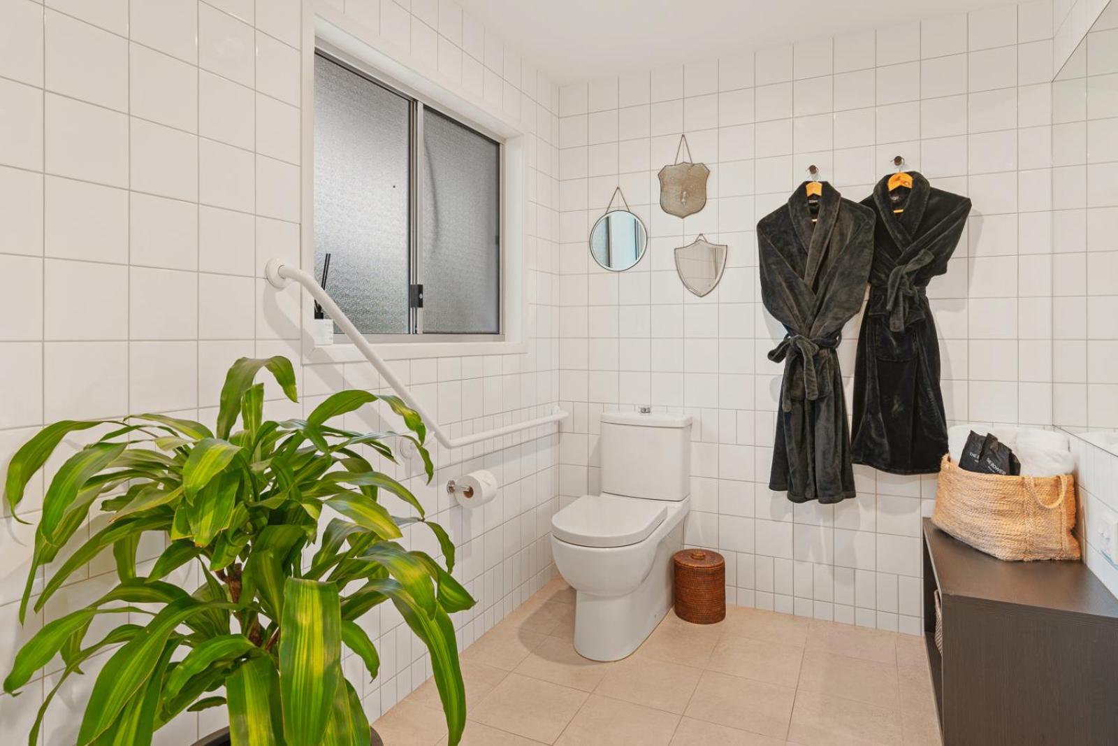 Junior King Room - Disability Access