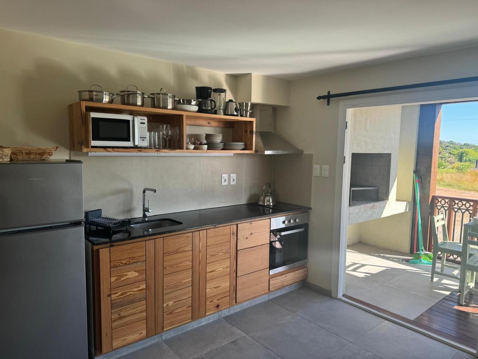 One-Bedroom Apartment with Sea View