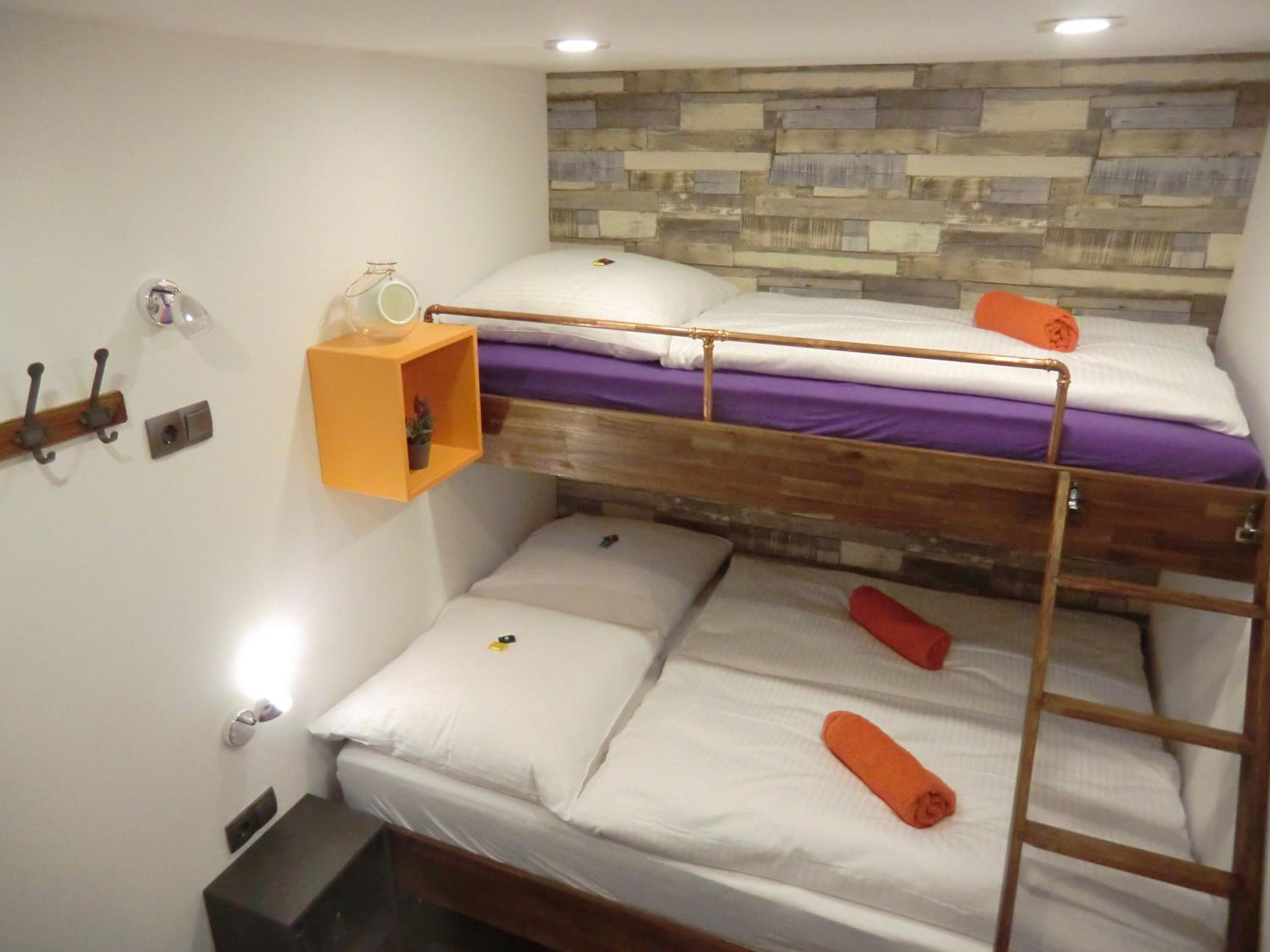 Triple Room With Shared Bathroom photo 1