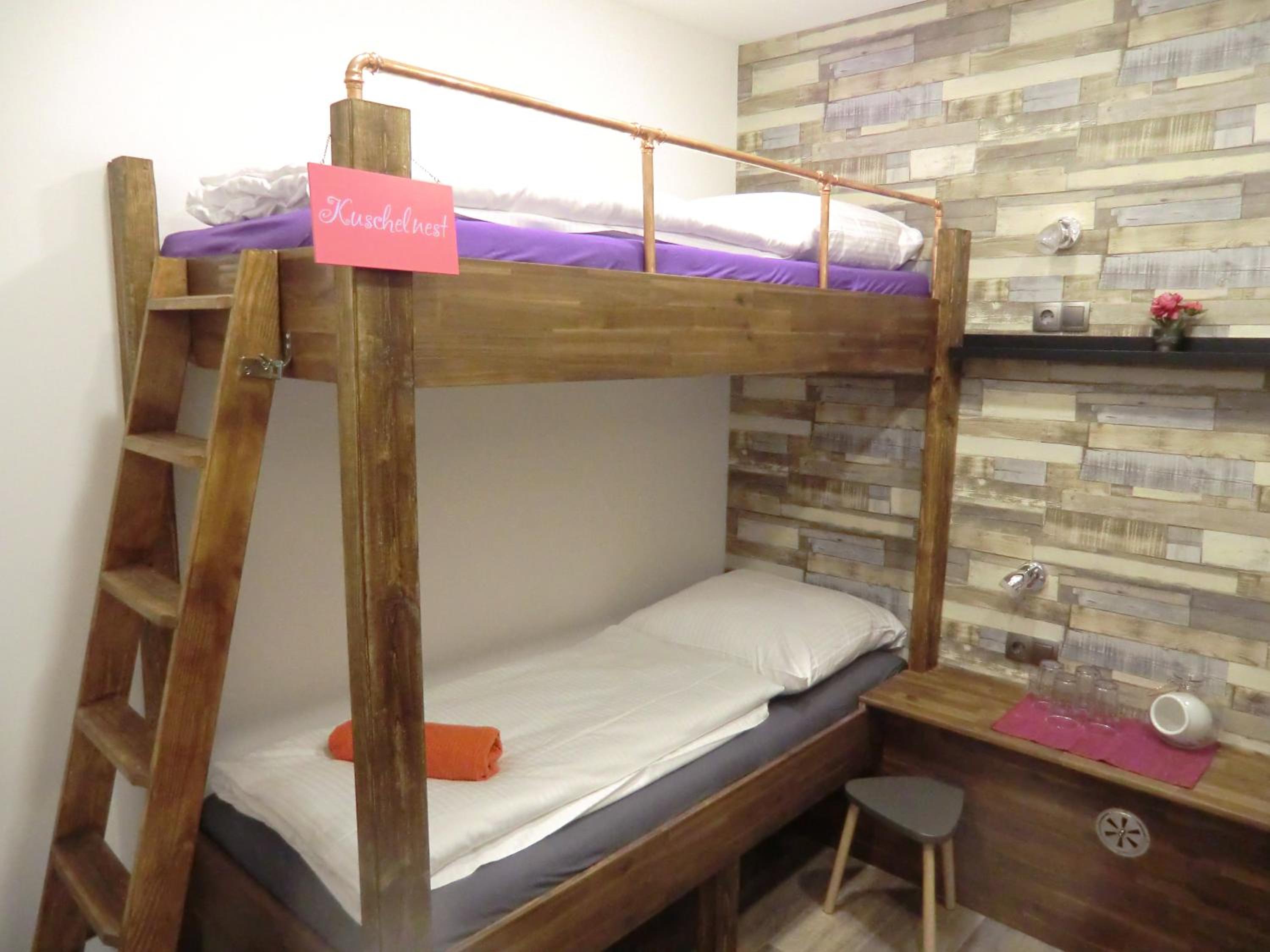 Quadruple Room With Shared Bathroom photo 1