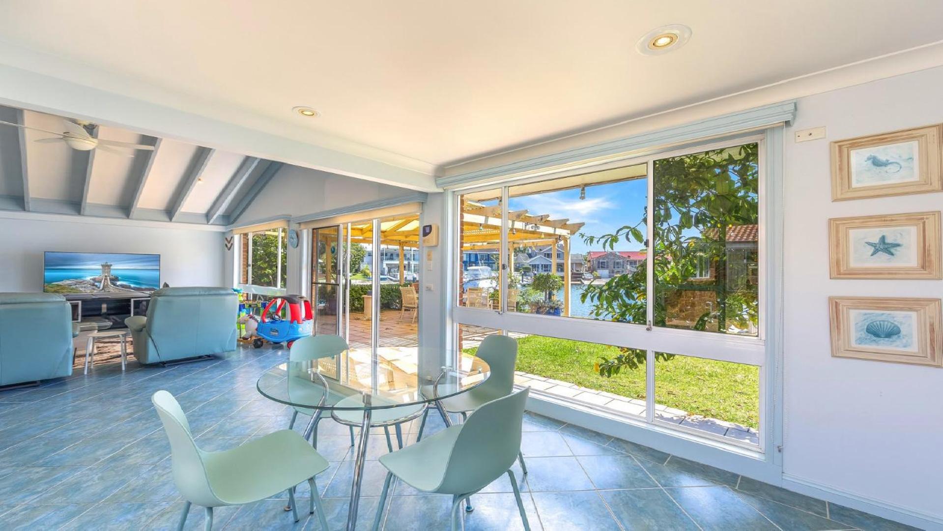 Vacation Home photo 2