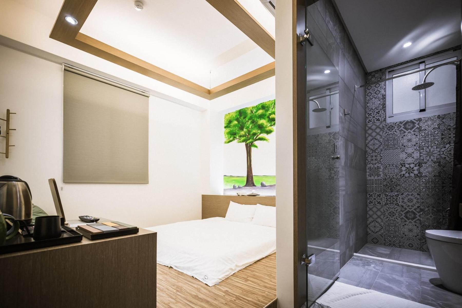 Double Room with Private Bathroom