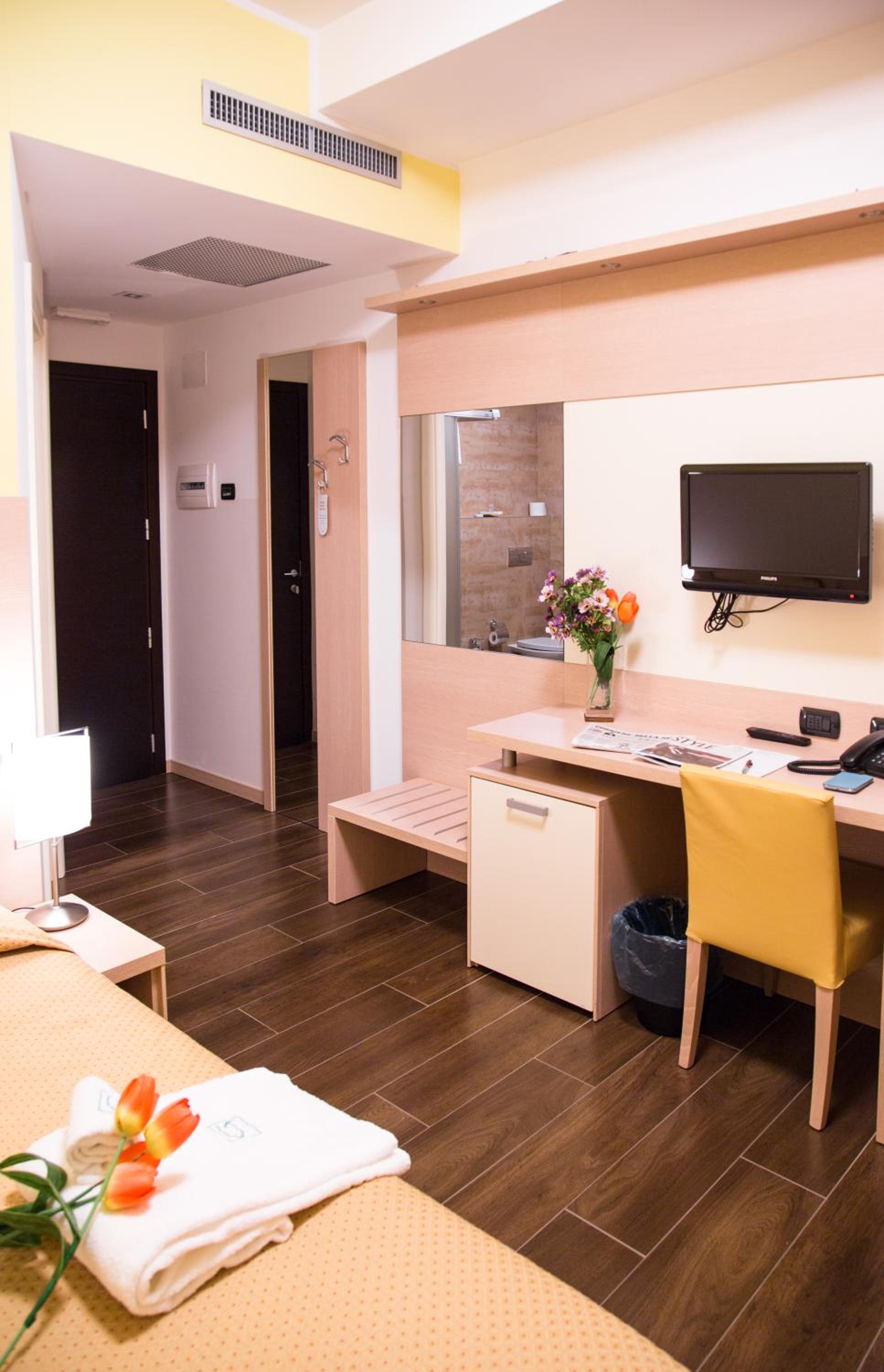 Single Room photo 1