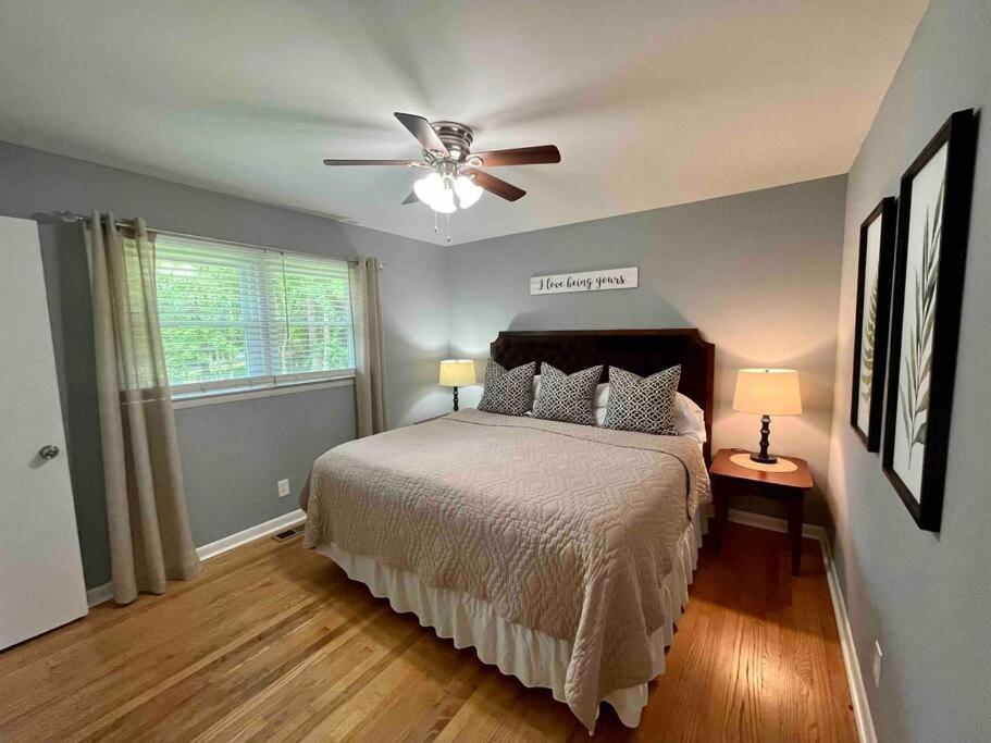 Three-Bedroom House photo 1
