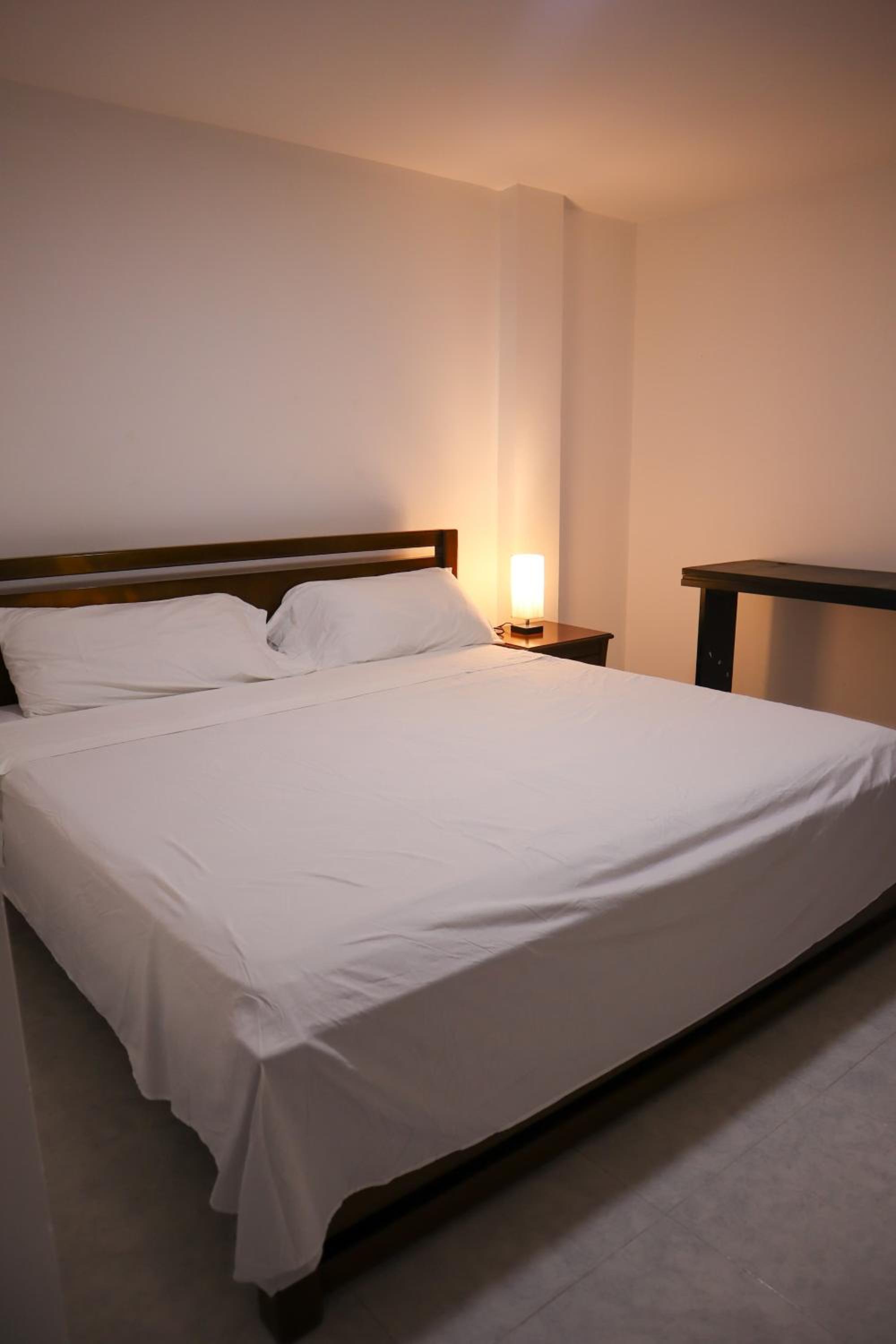 One-Bedroom Apartment photo 3