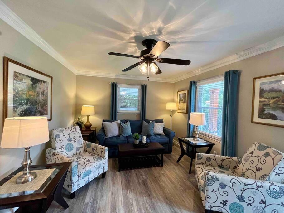 Three-Bedroom House photo 1